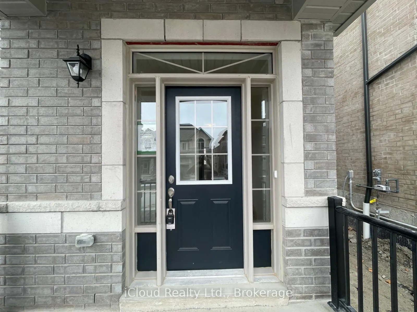 2501 Athena Path
