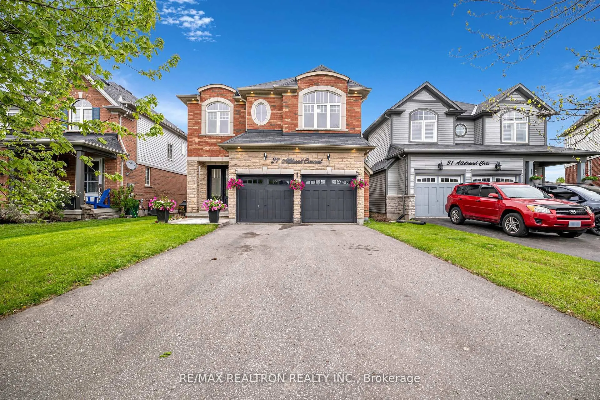27 Alldread Crescent