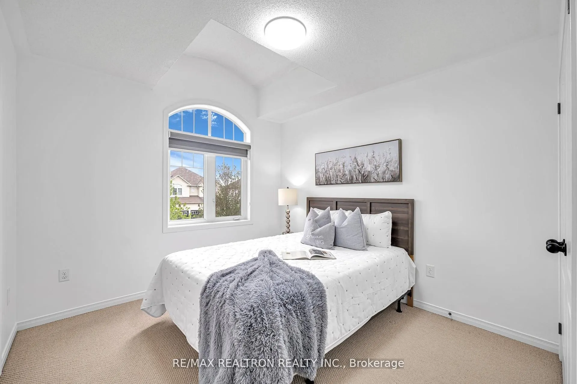 27 Alldread Crescent