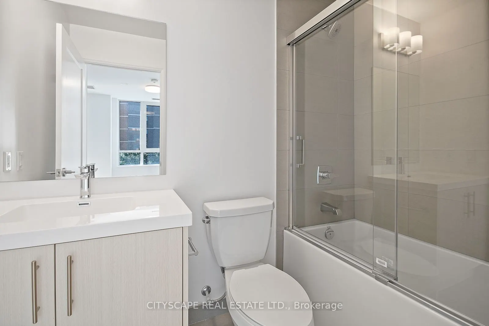 286 Main Street, #309