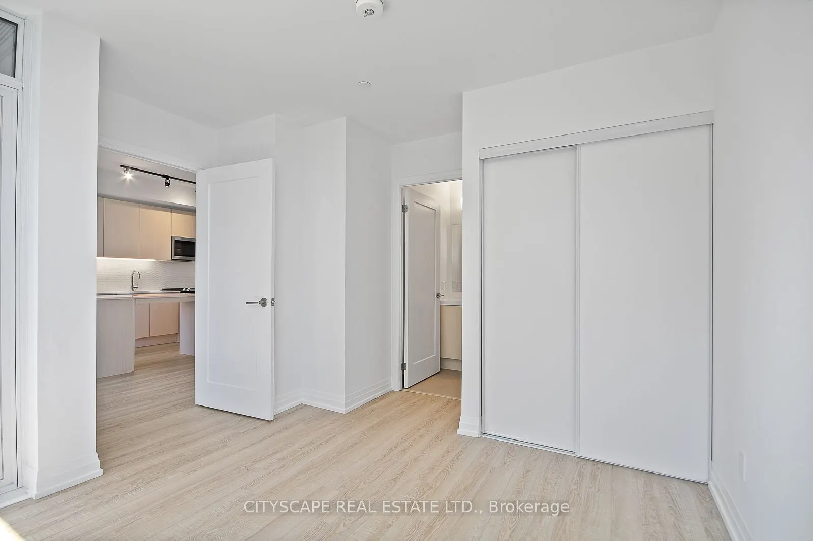 286 Main Street, #309