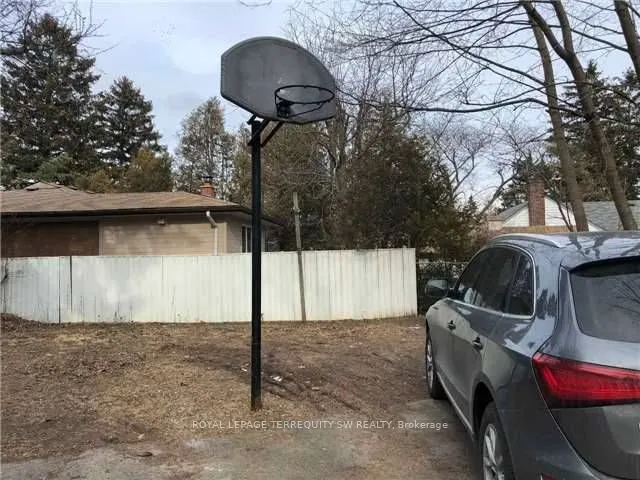61 Cedar Drive