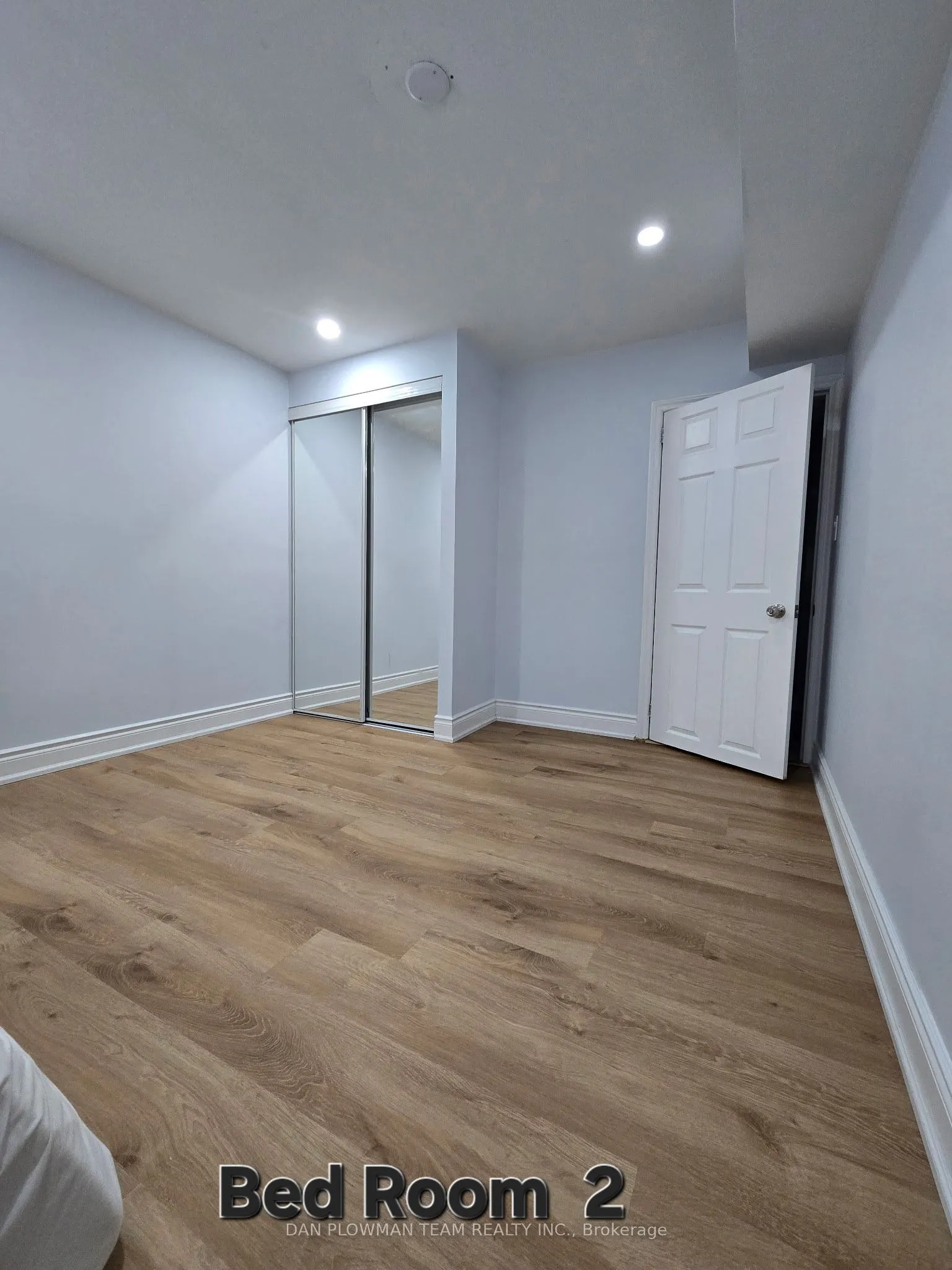 24 Wantanopa Crescent
