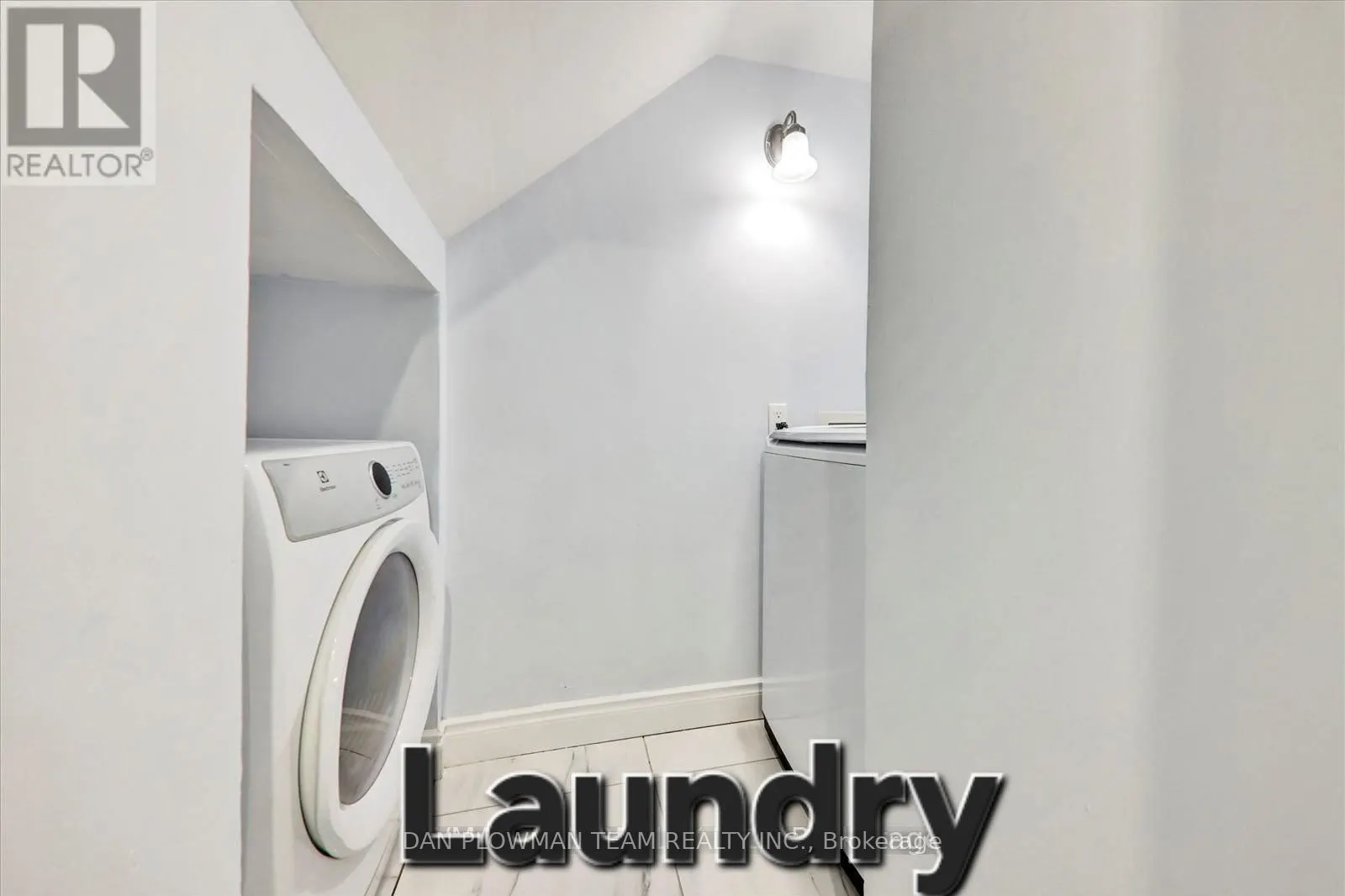24 Wantanopa Crescent