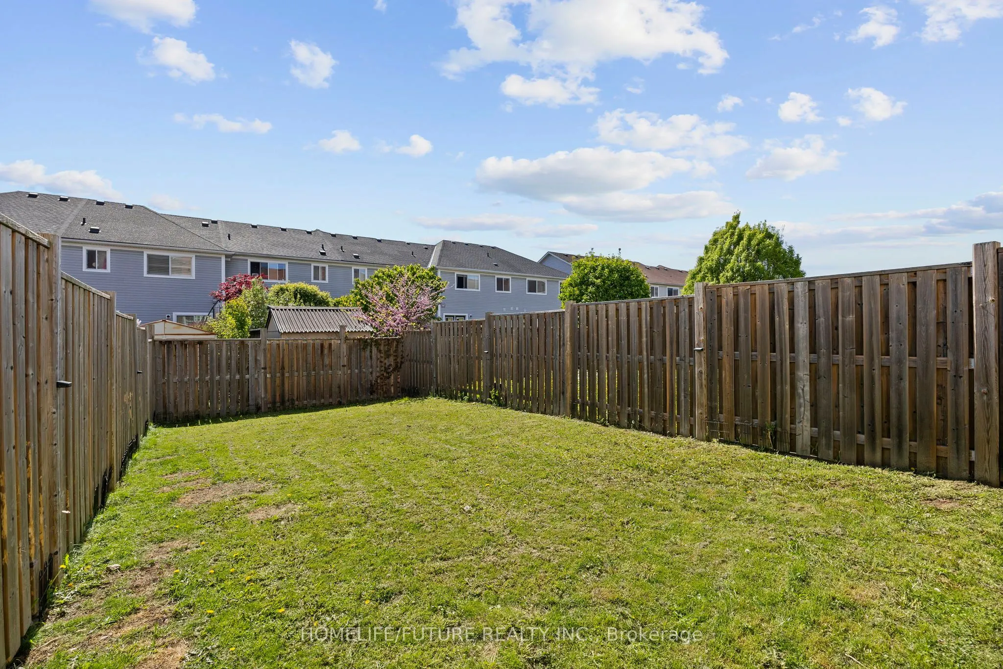 1392 Glaspell Crescent