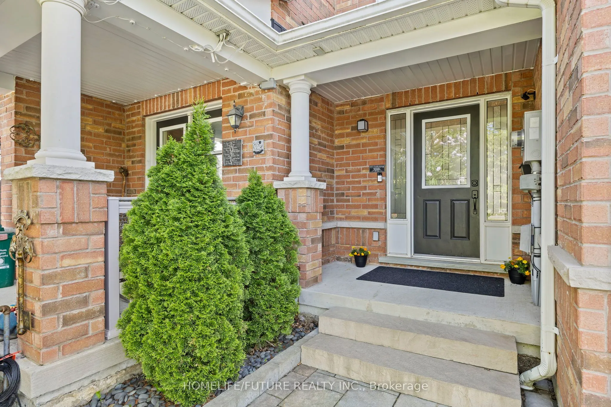1392 Glaspell Crescent