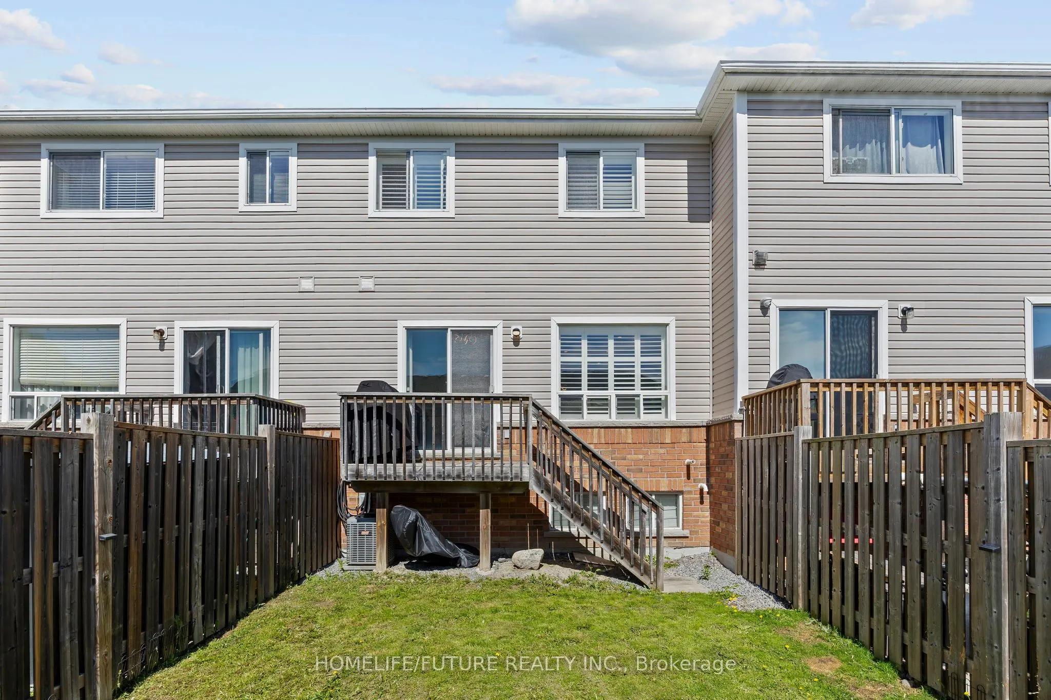 1392 Glaspell Crescent