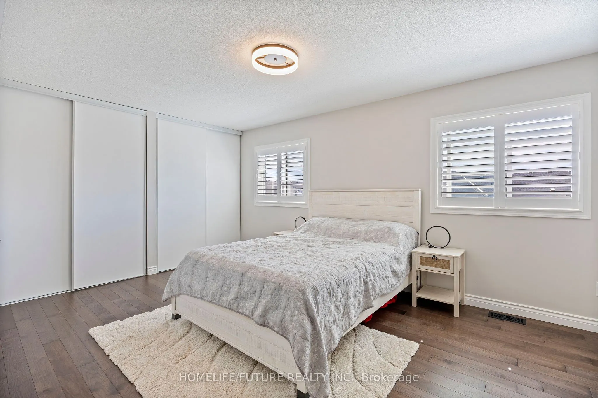 1392 Glaspell Crescent