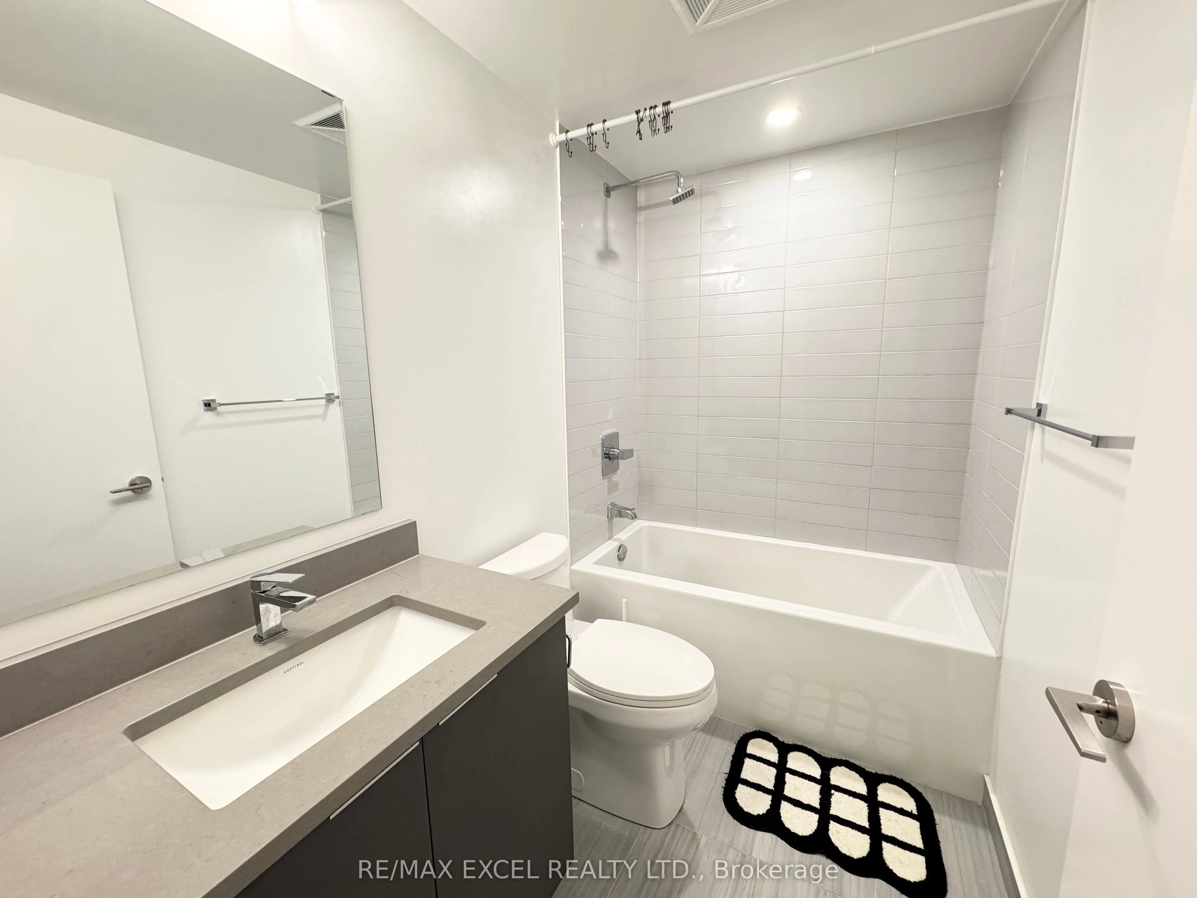 2033 Kennedy Road, #2203