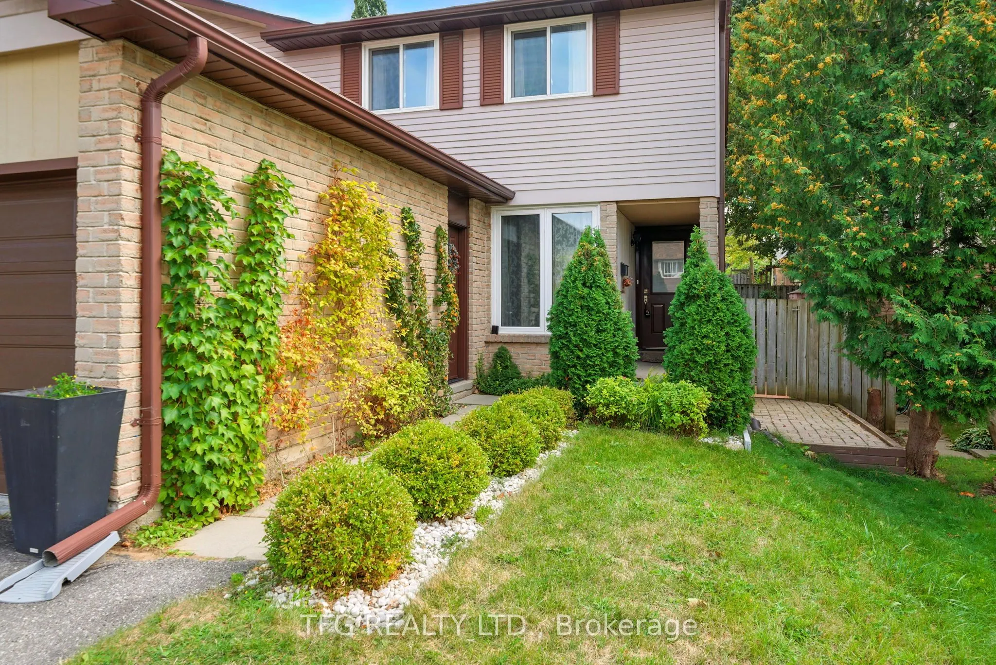 1321 Cherrydown Drive