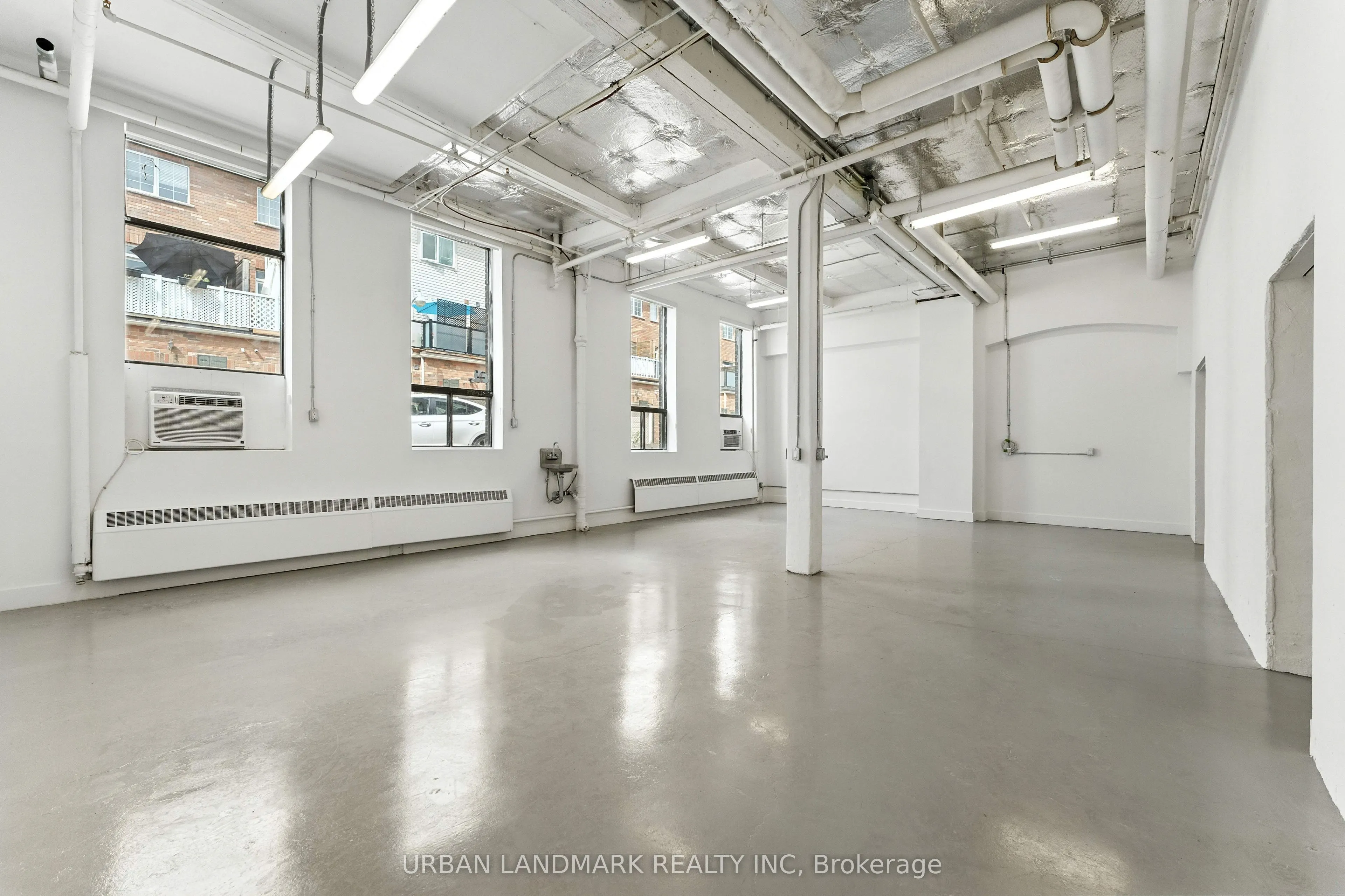 262 Carlaw Avenue, #111