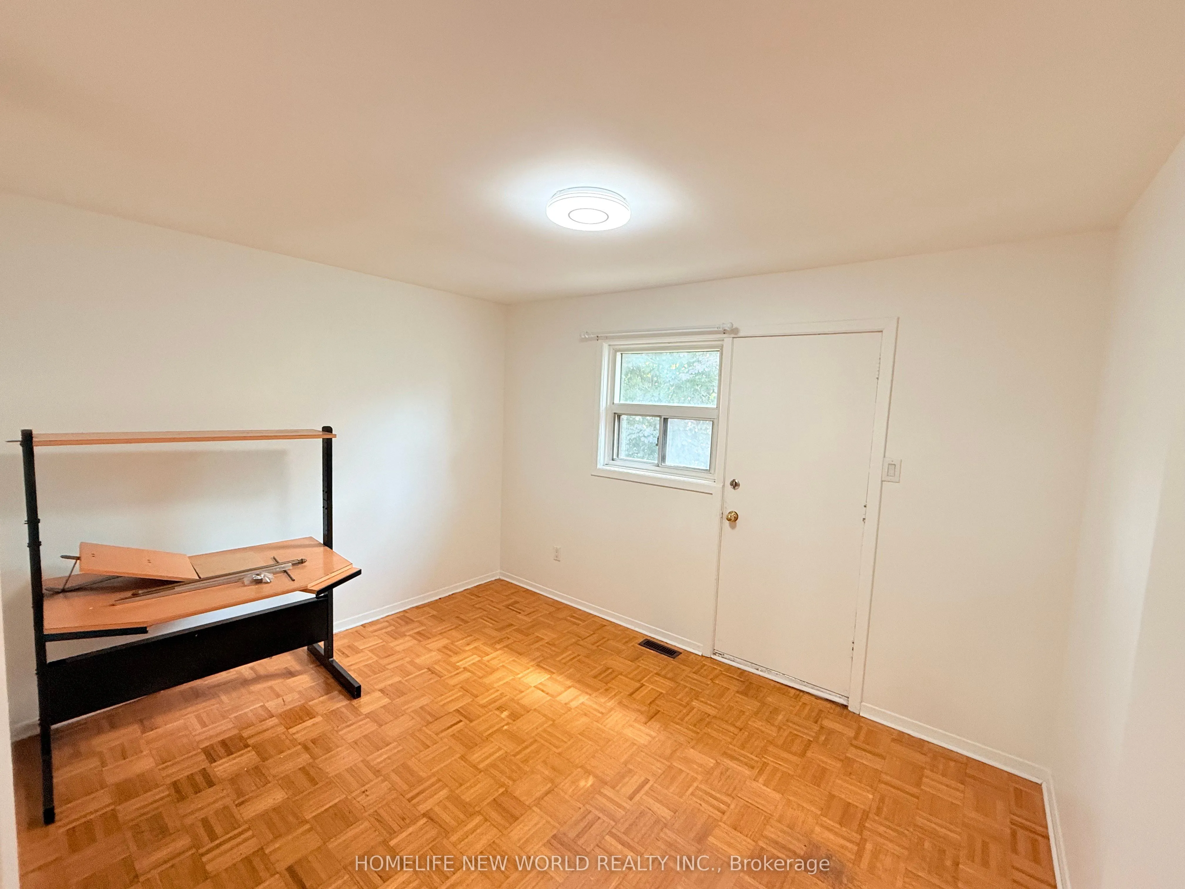 37 Tineta Crescent