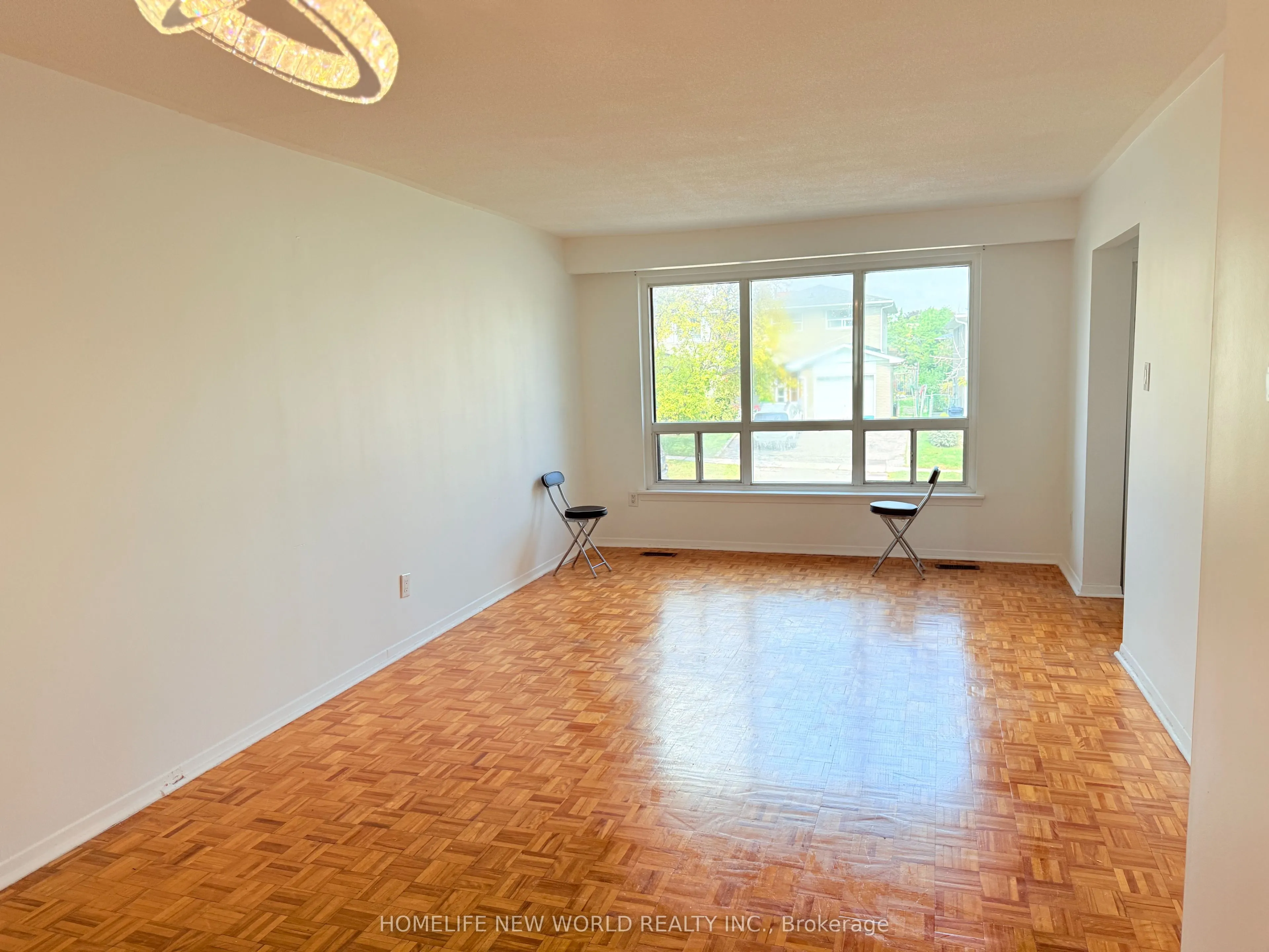 37 Tineta Crescent