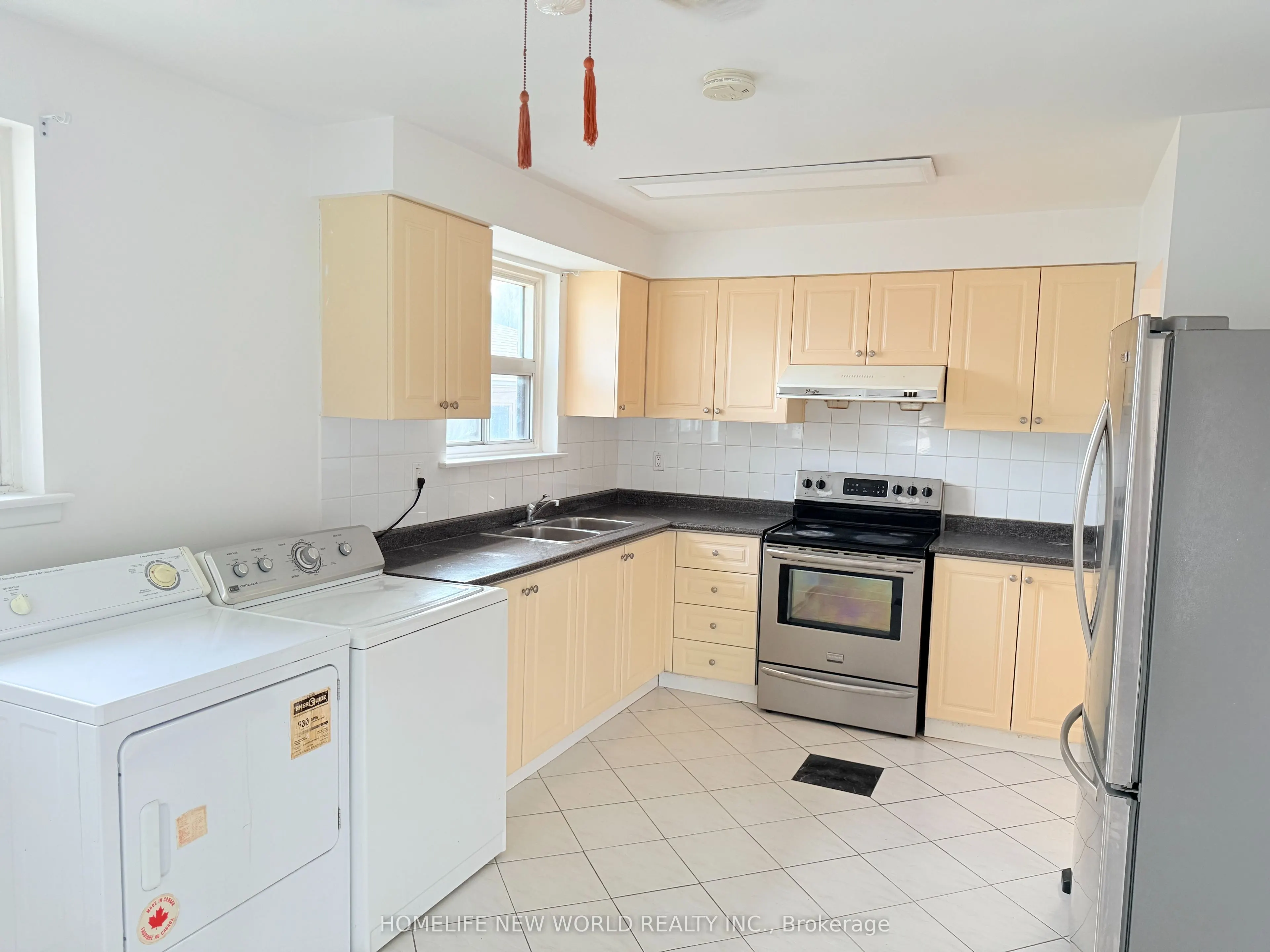 37 Tineta Crescent
