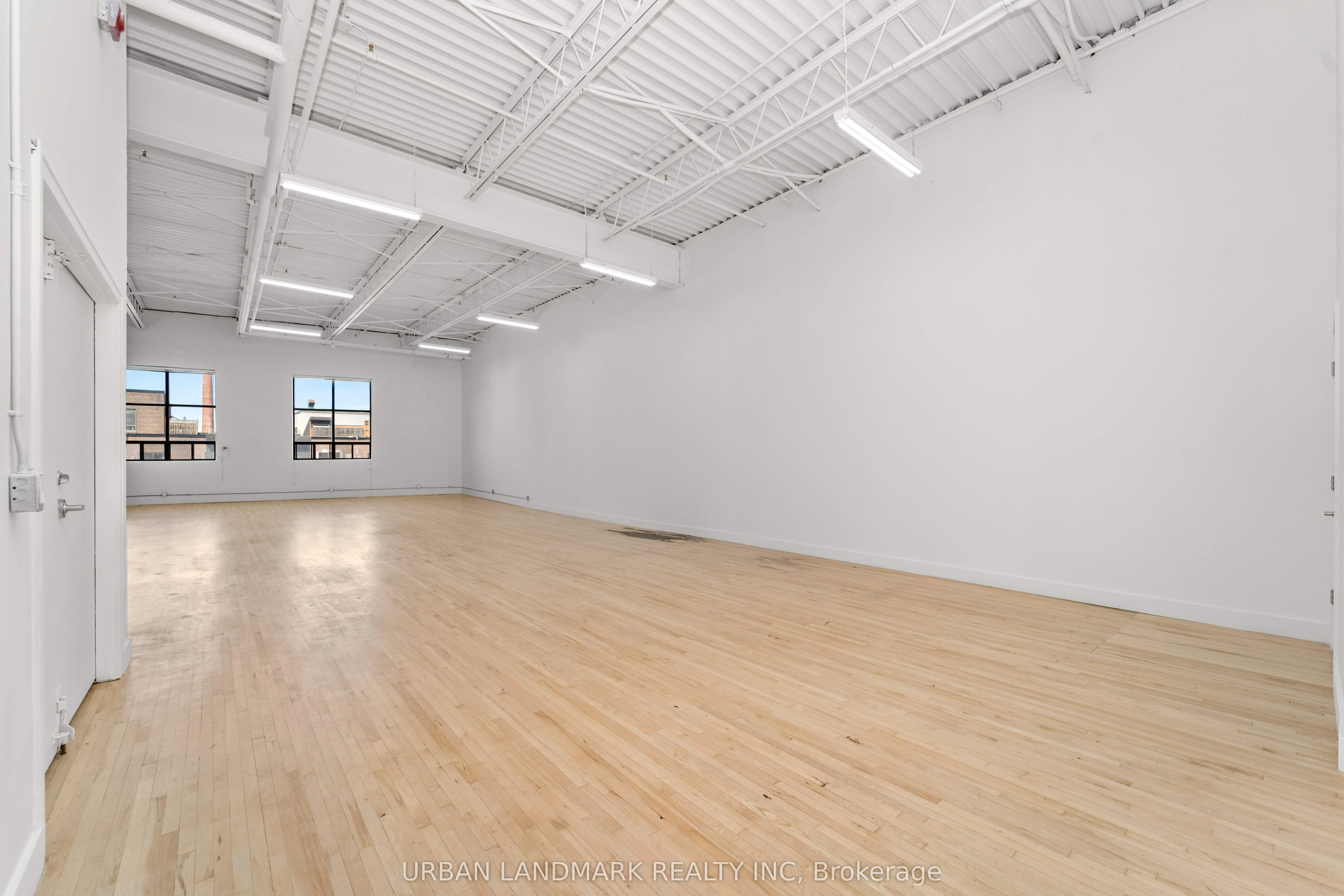 276 Carlaw Avenue, #307