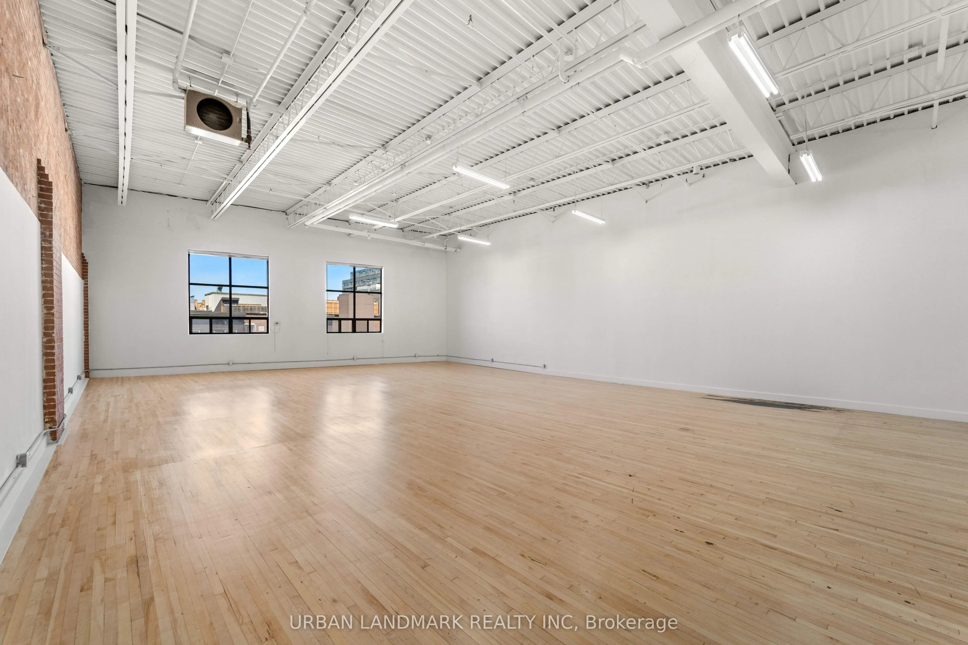 276 Carlaw Avenue, #307