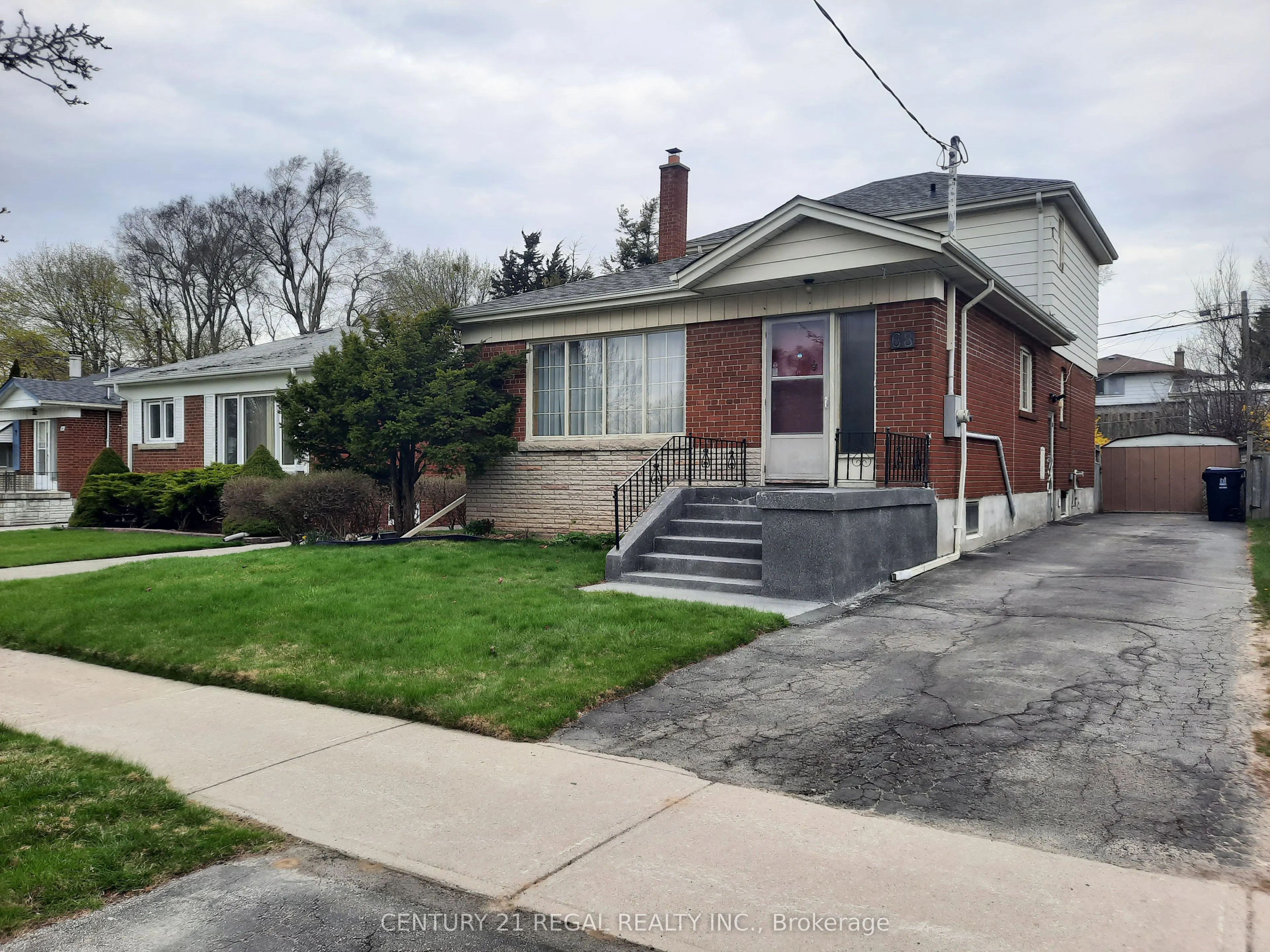 68 Blakemanor Boulevard