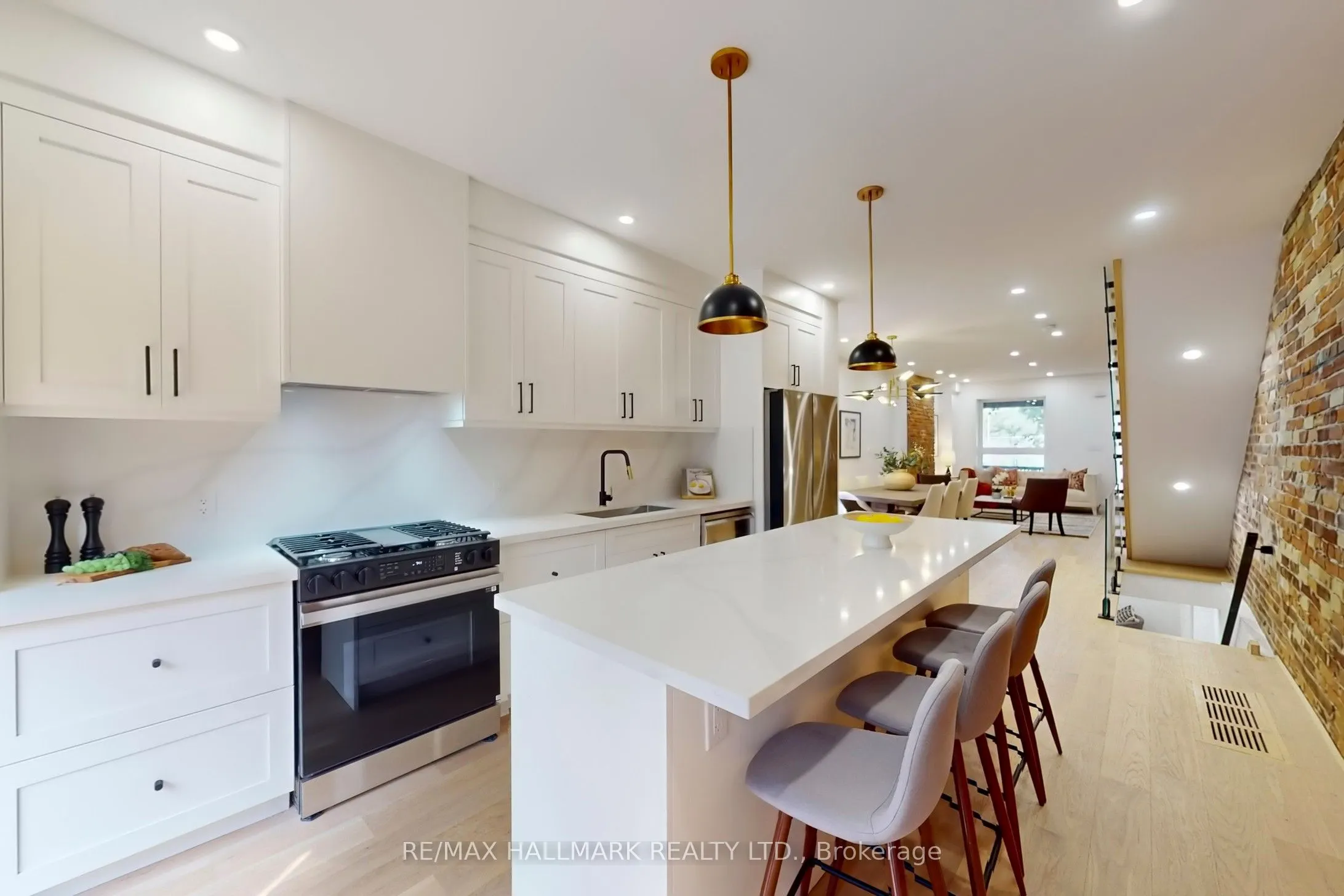 51 WITHROW Avenue W