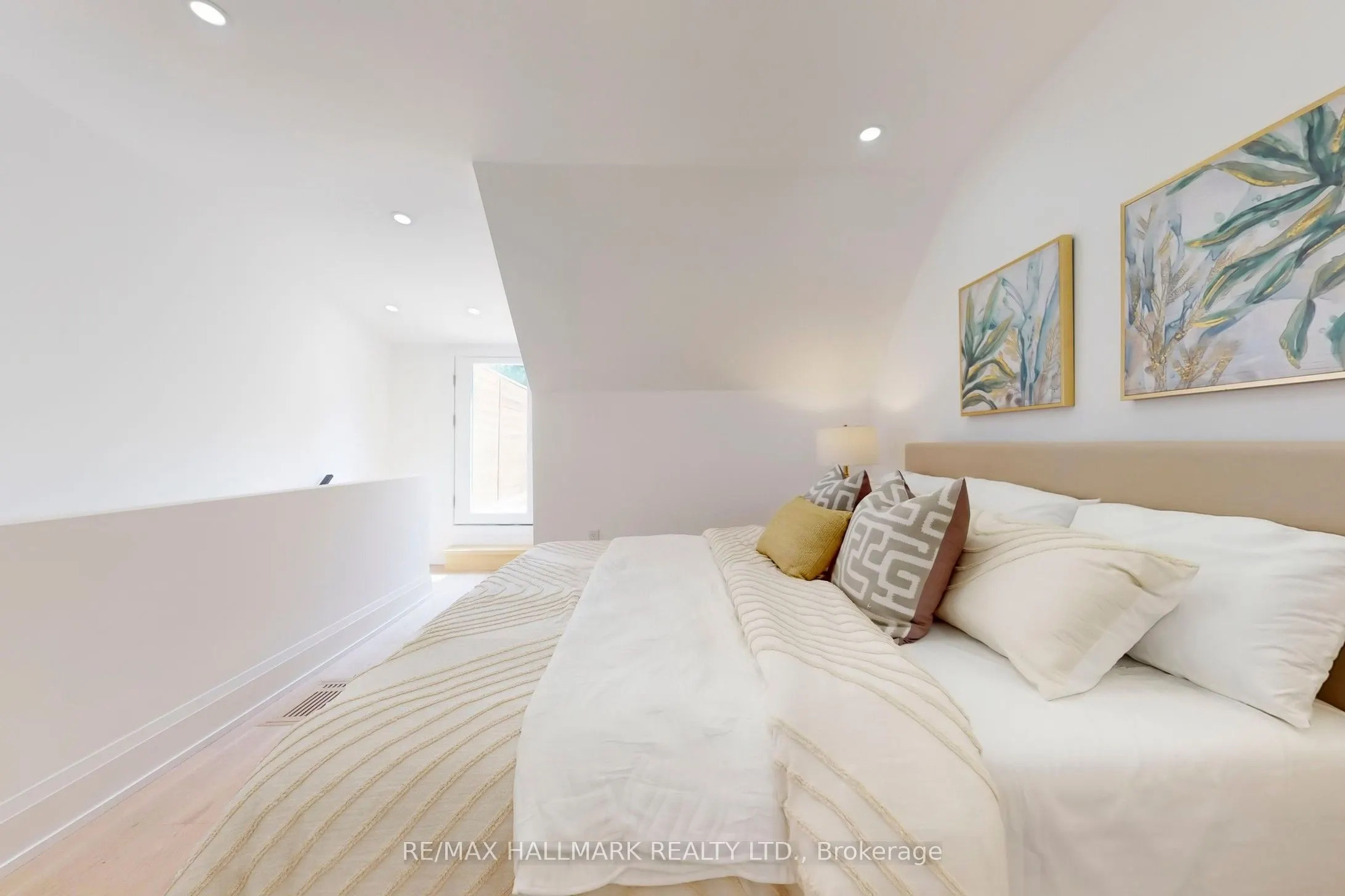 51 WITHROW Avenue W