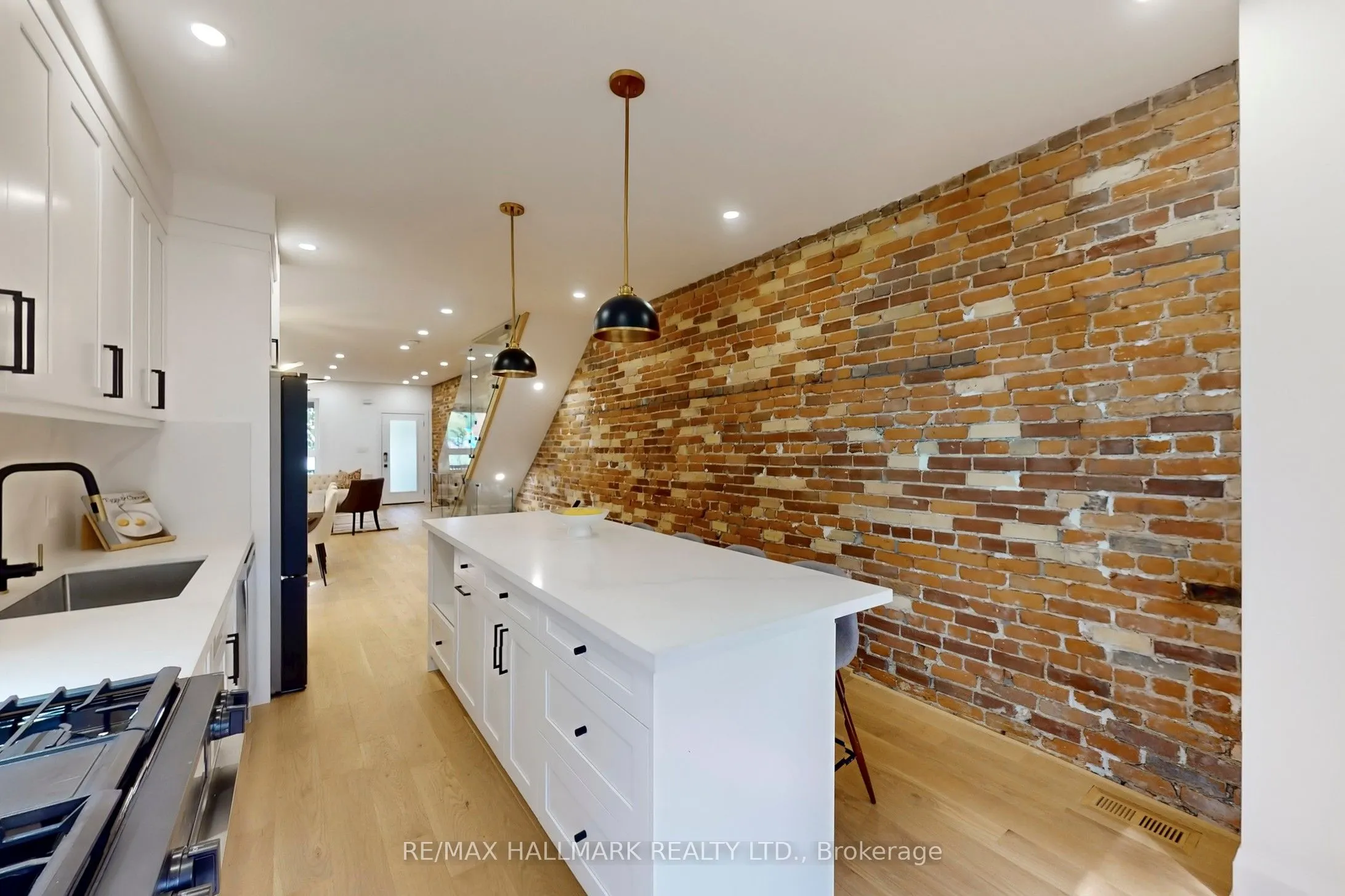 51 WITHROW Avenue W