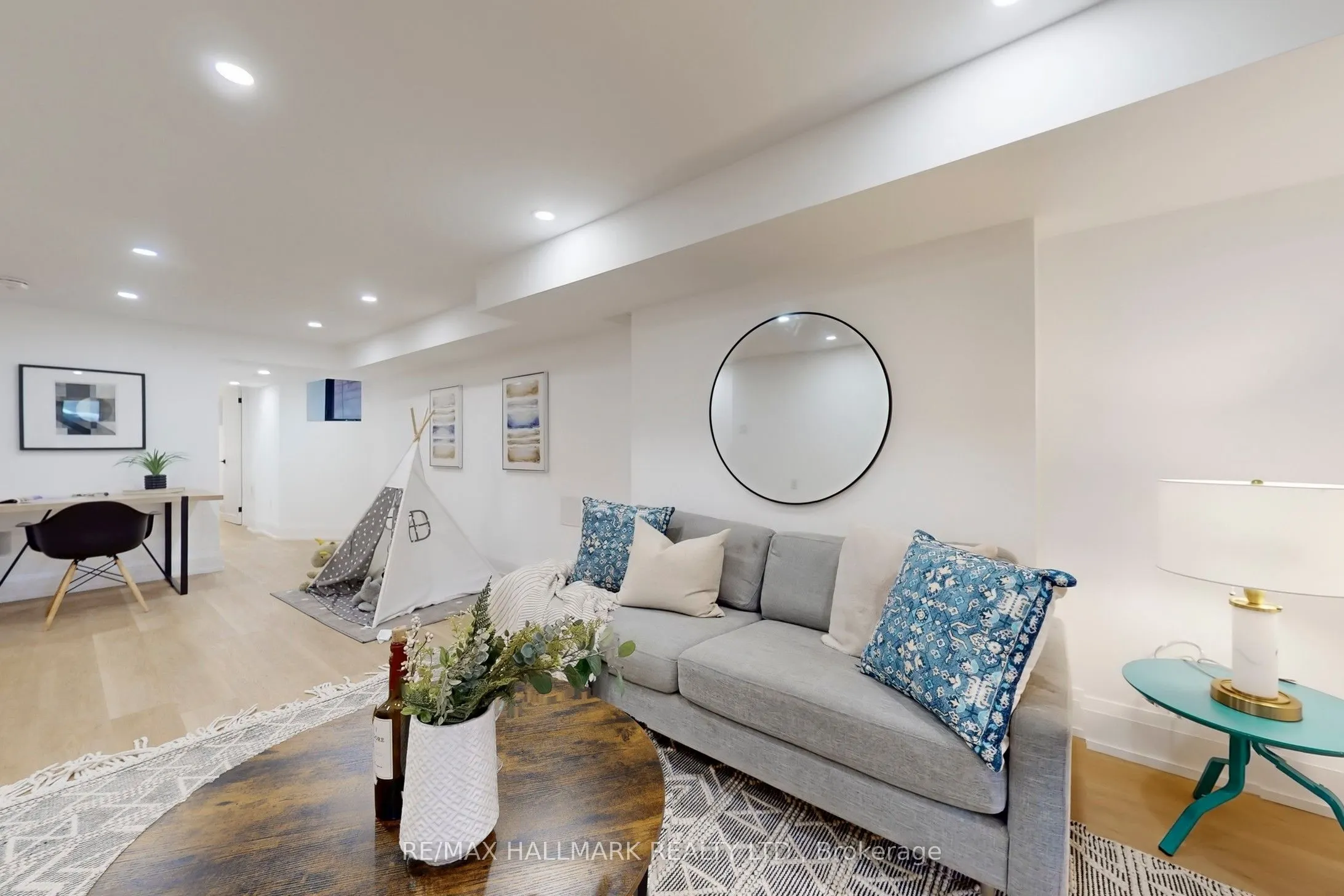 51 WITHROW Avenue W