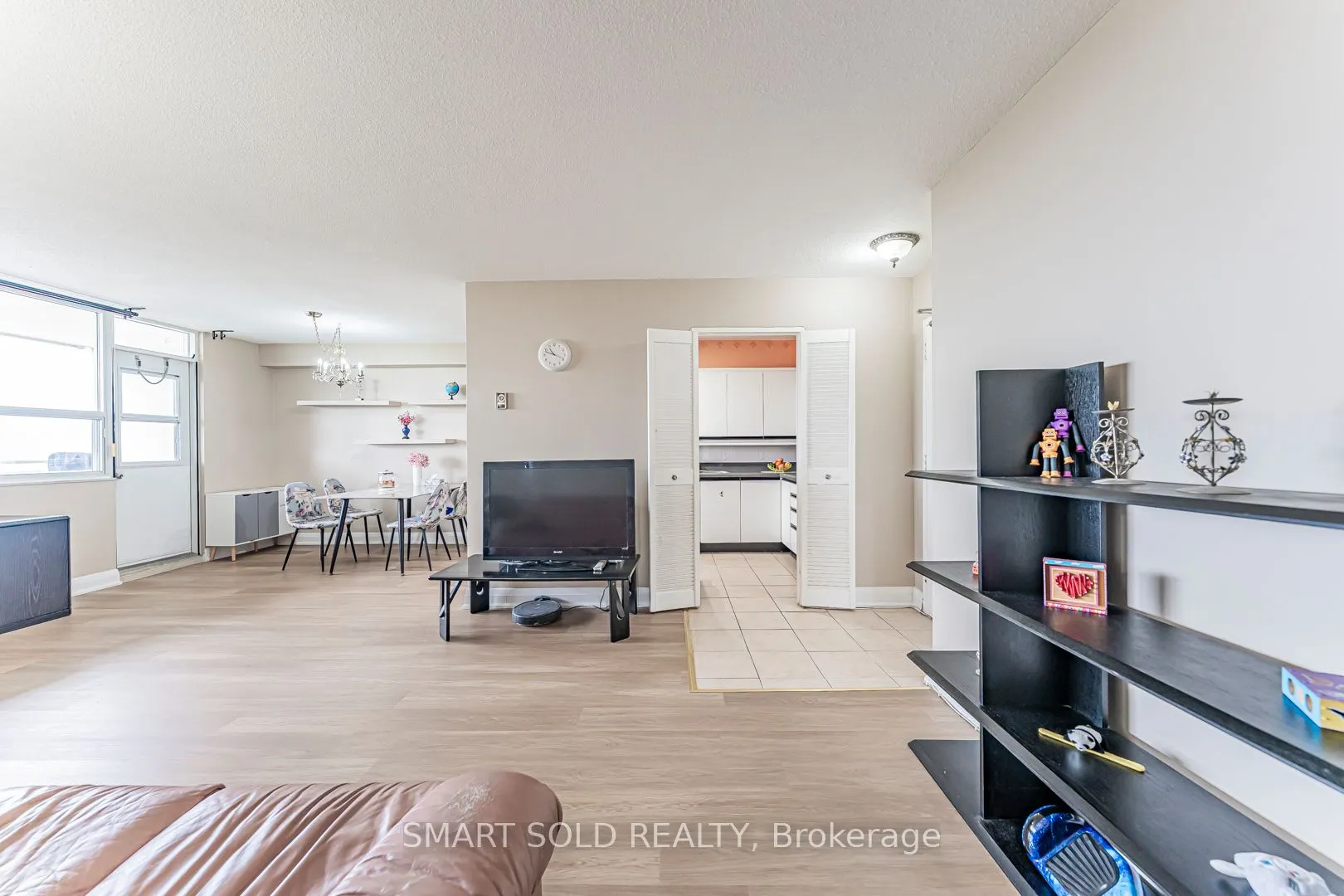 2550 Pharmacy Avenue, #1212