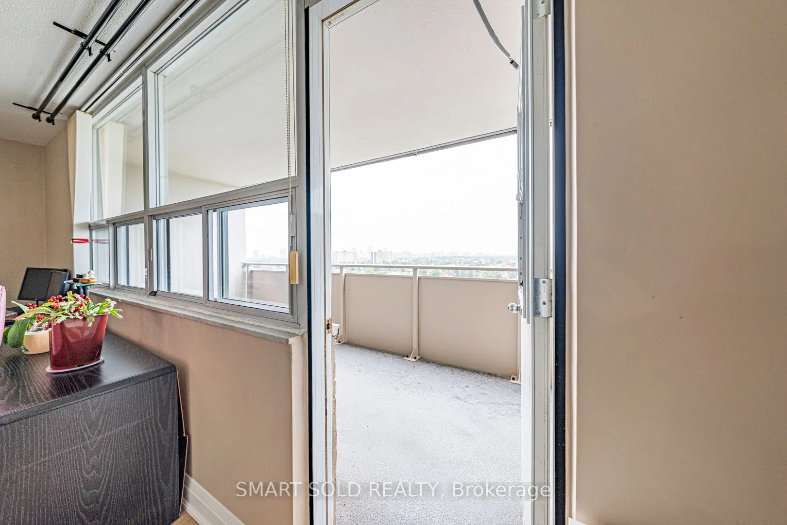 2550 Pharmacy Avenue, #1212