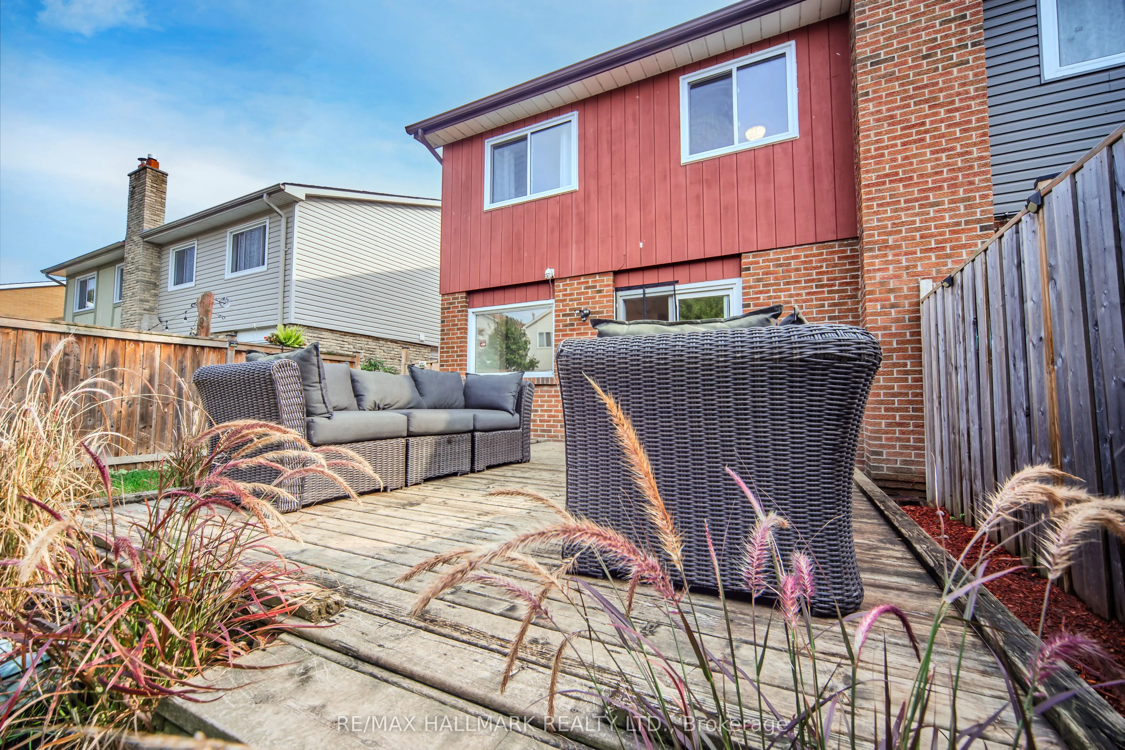 1966 Faylee Crescent