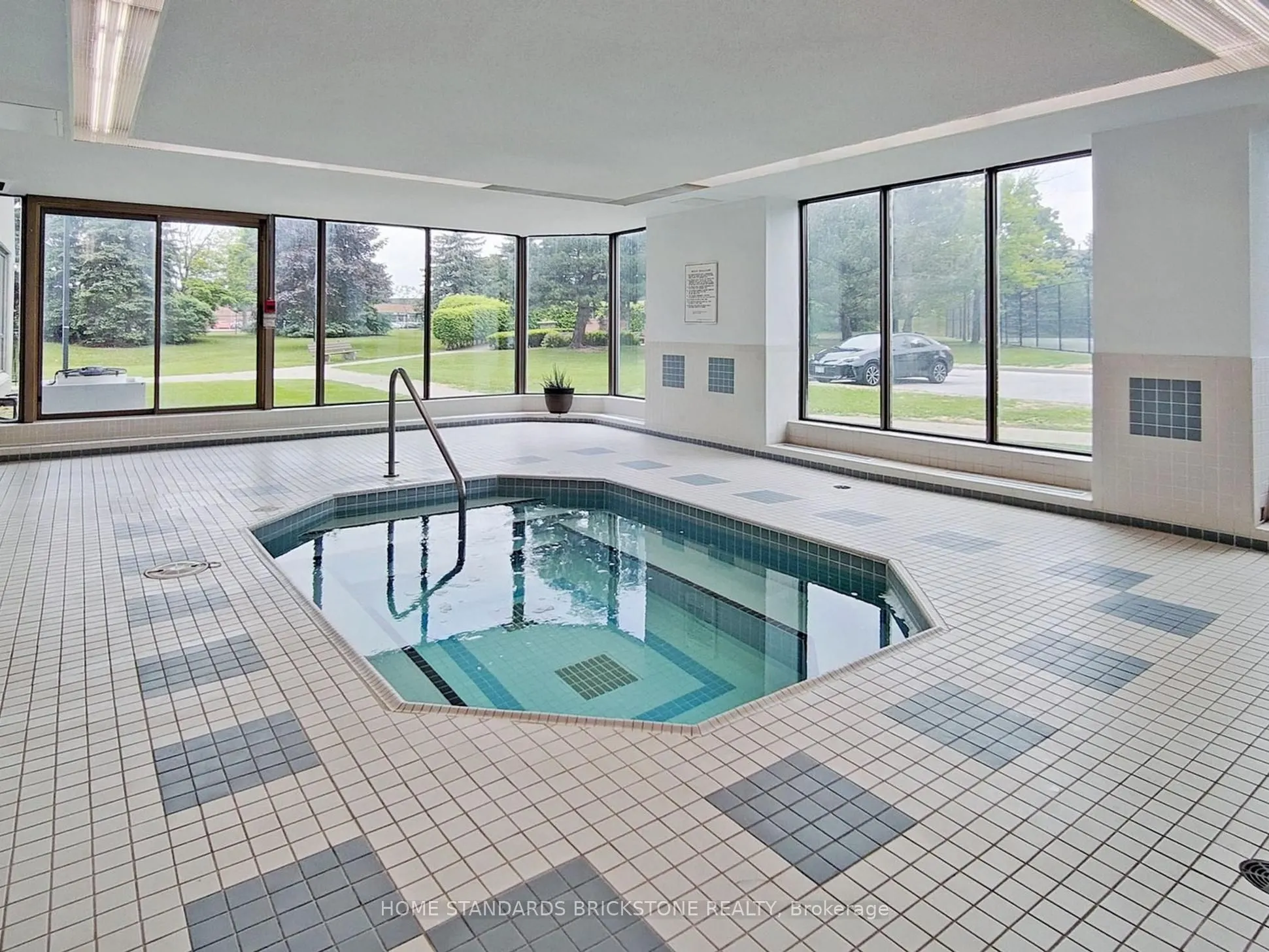 30 Thunder Grove, #1705