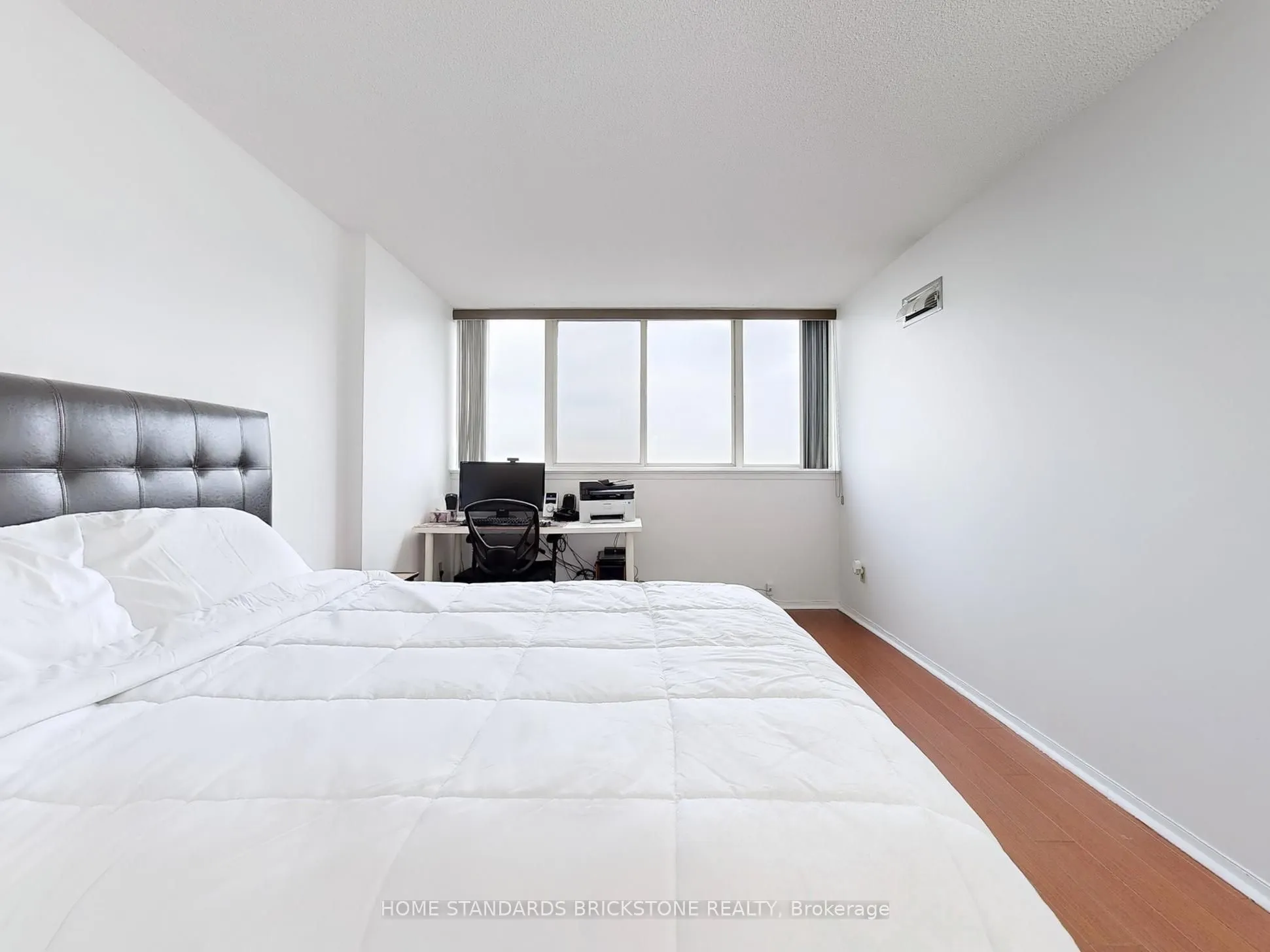 30 Thunder Grove, #1705