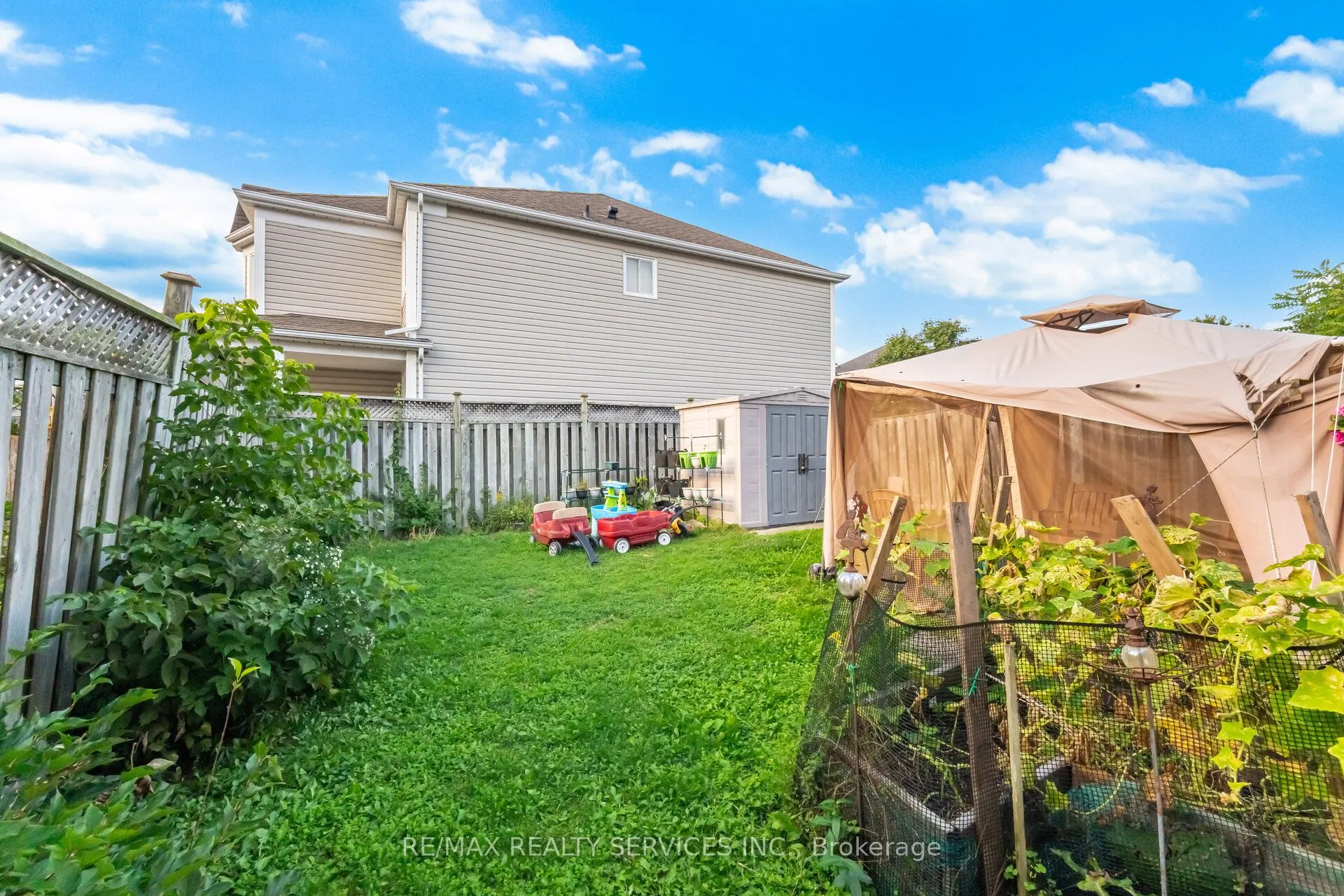 1016 Roseheath Street