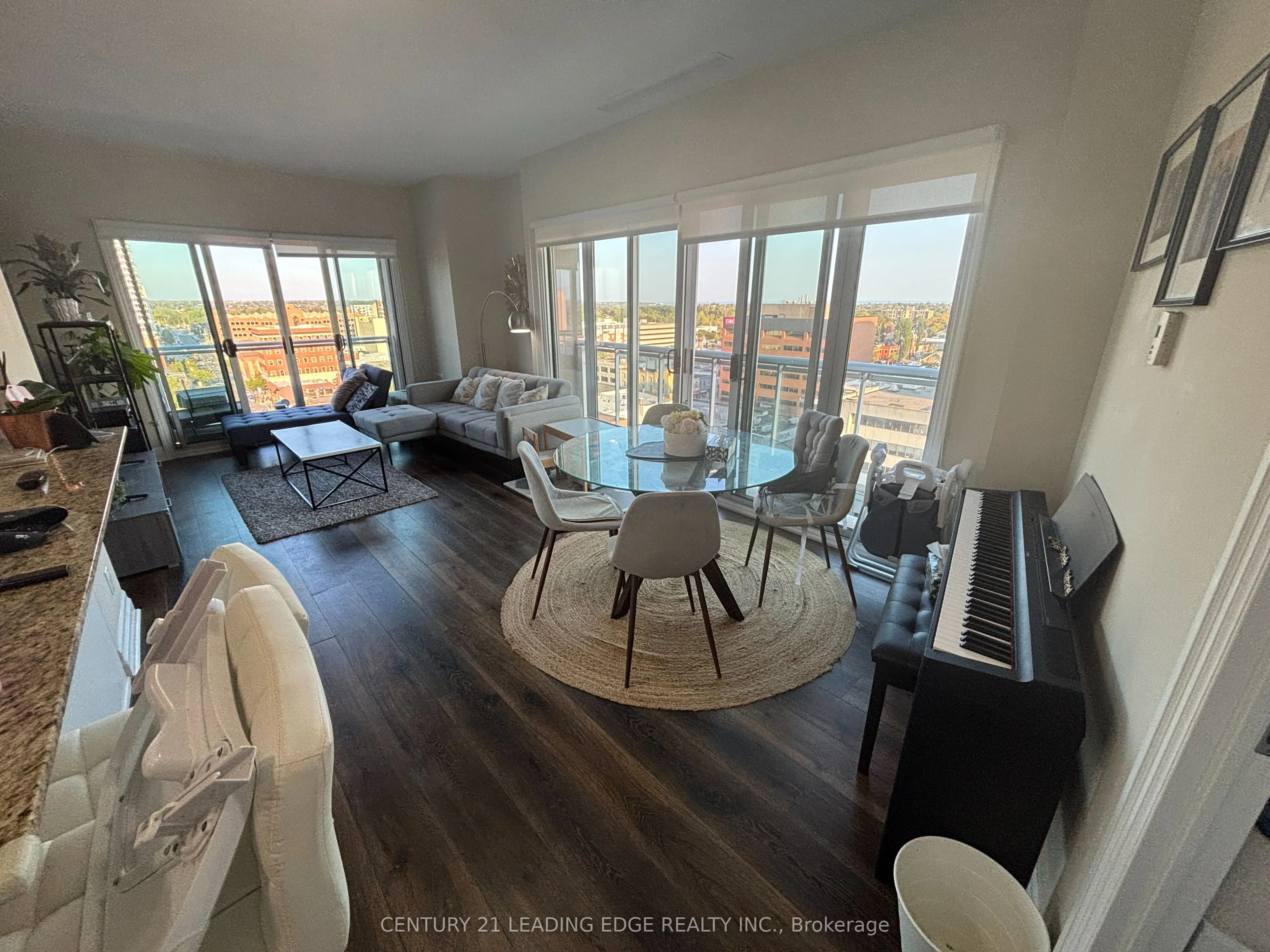 44 Bond Street W, #1005