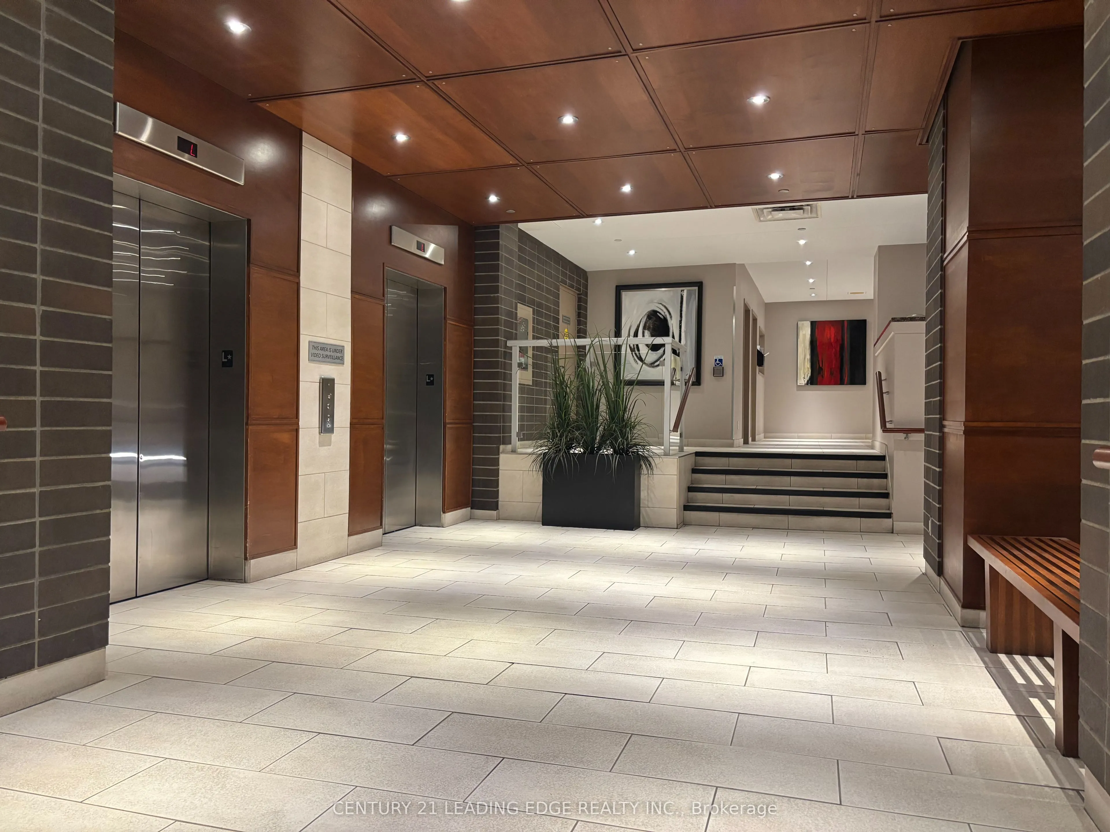 44 Bond Street W, #1005