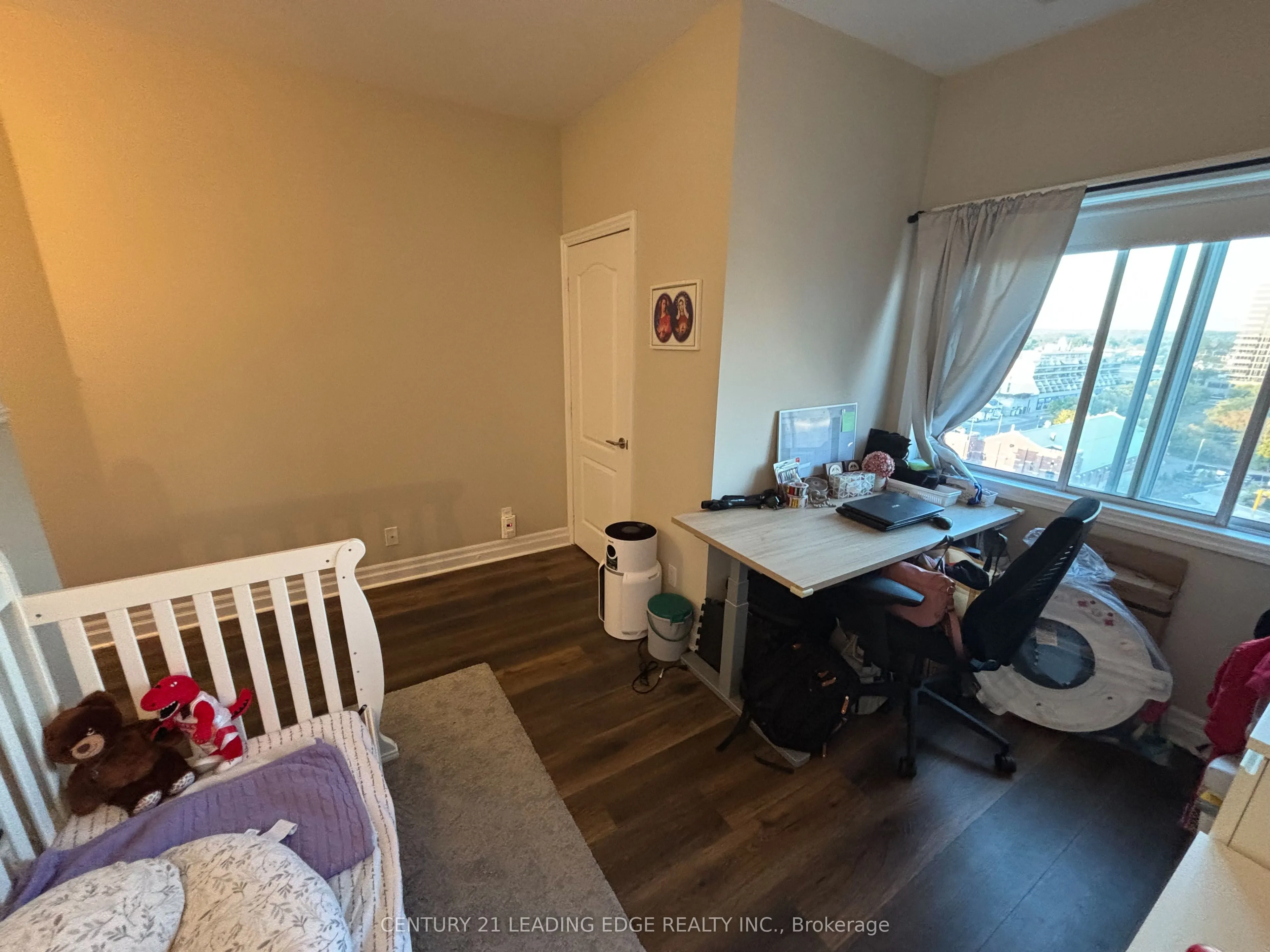 44 Bond Street W, #1005