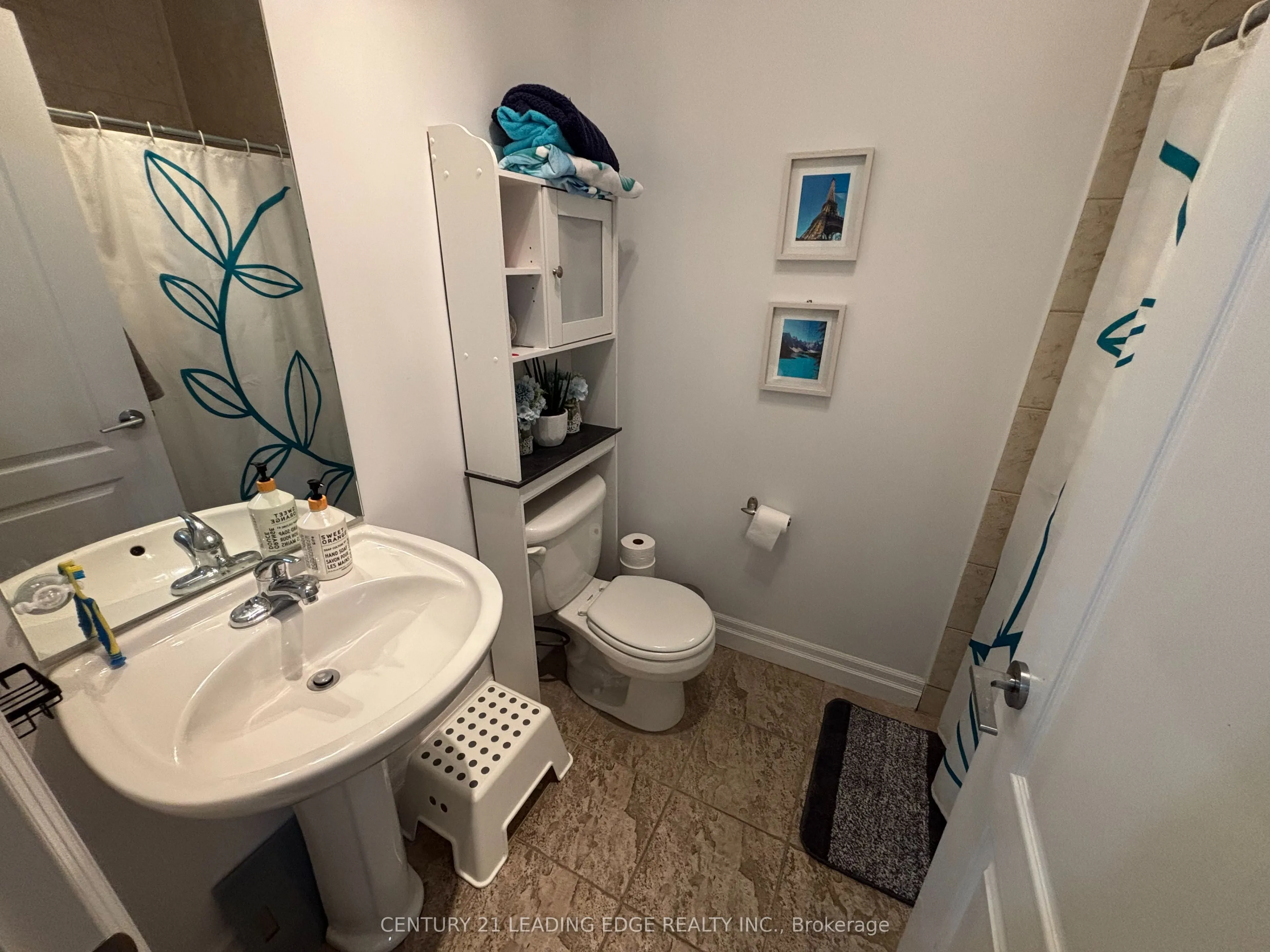44 Bond Street W, #1005