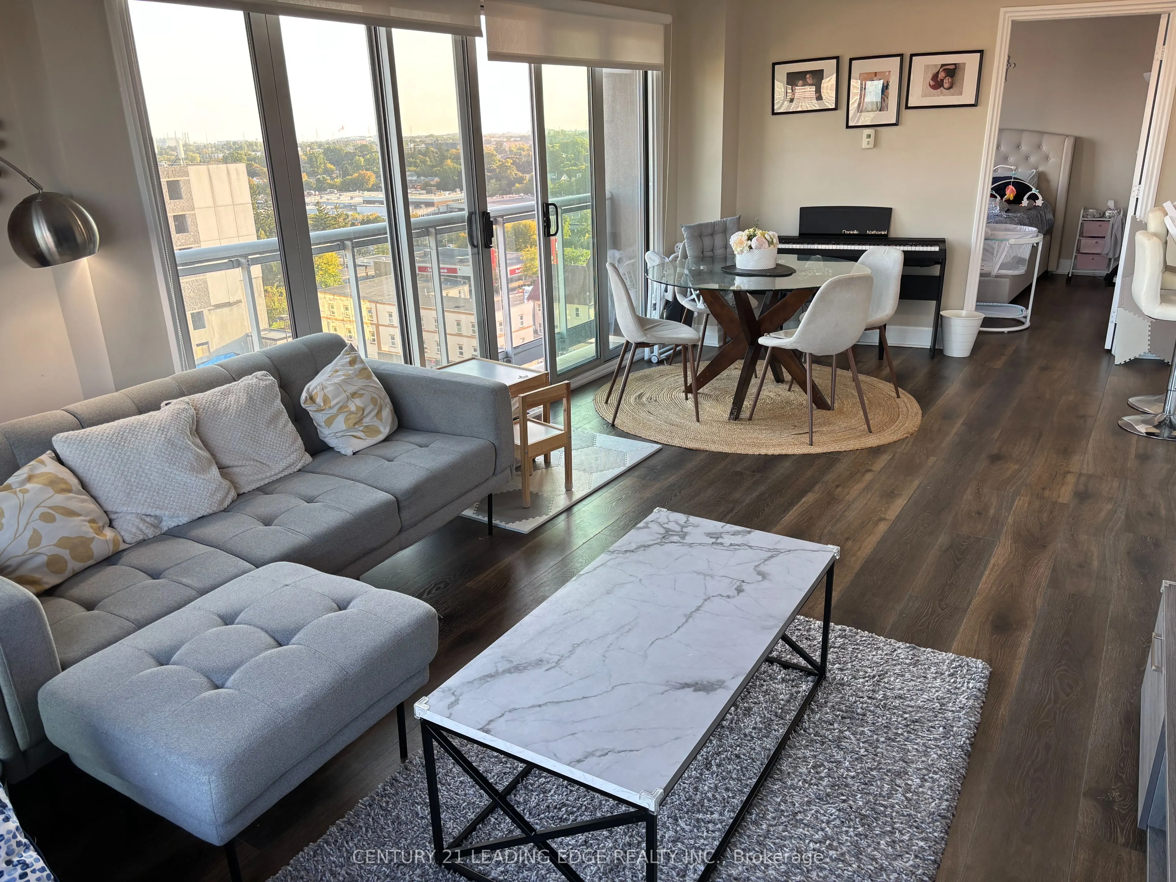 44 Bond Street W, #1005