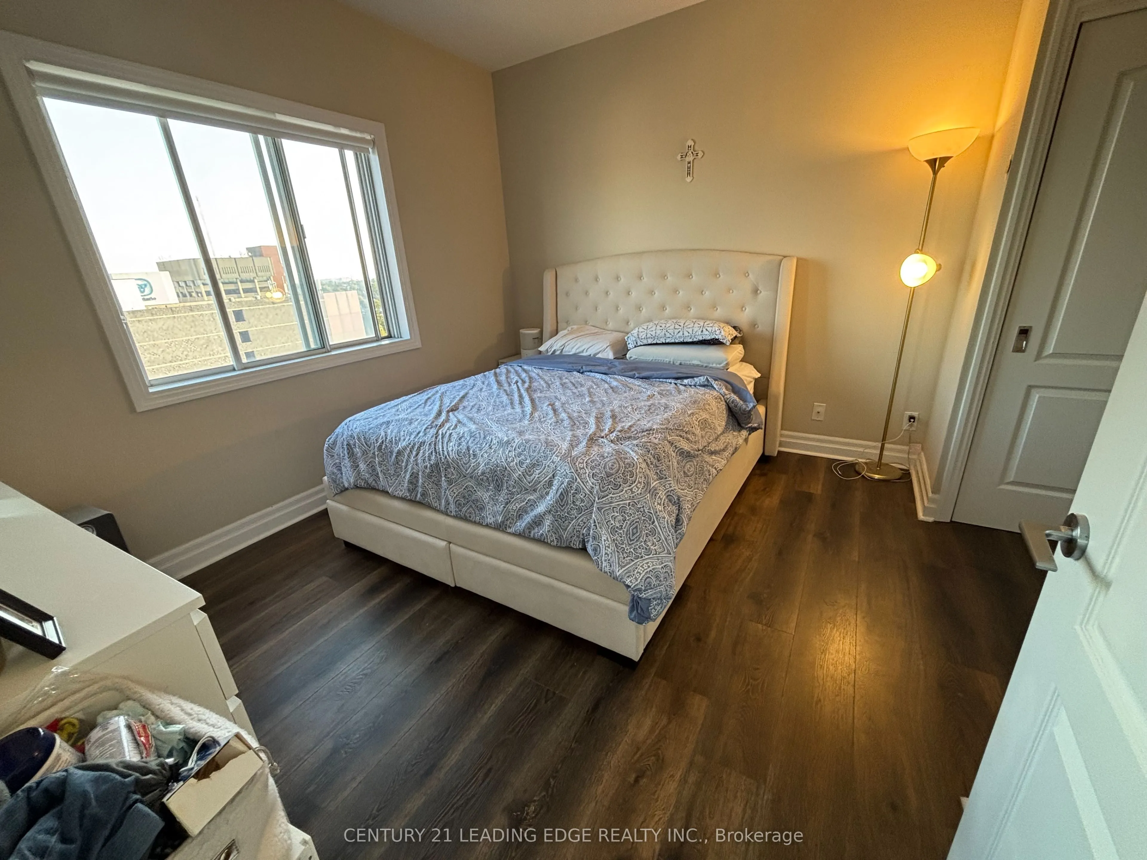 44 Bond Street W, #1005