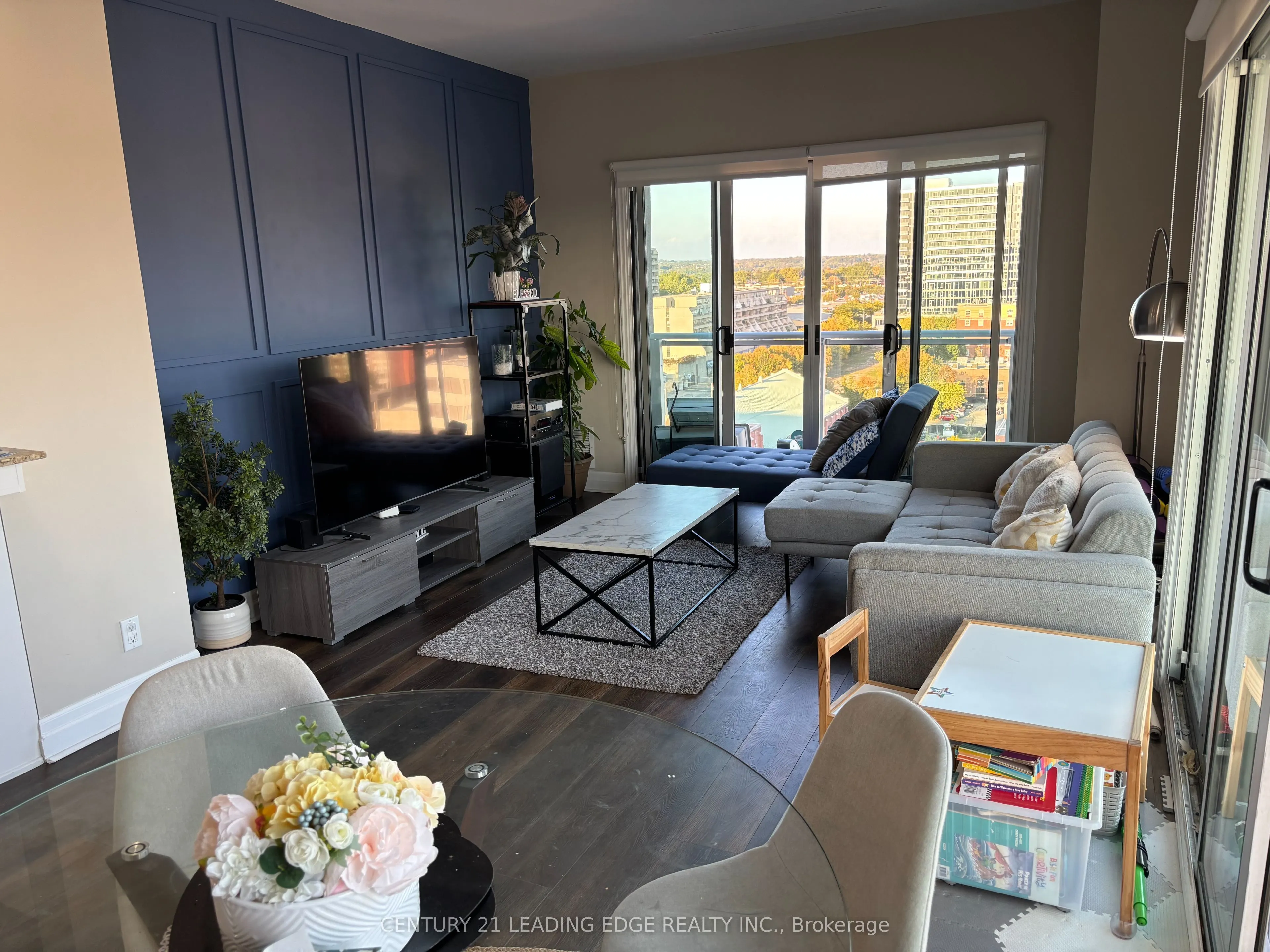 44 Bond Street W, #1005