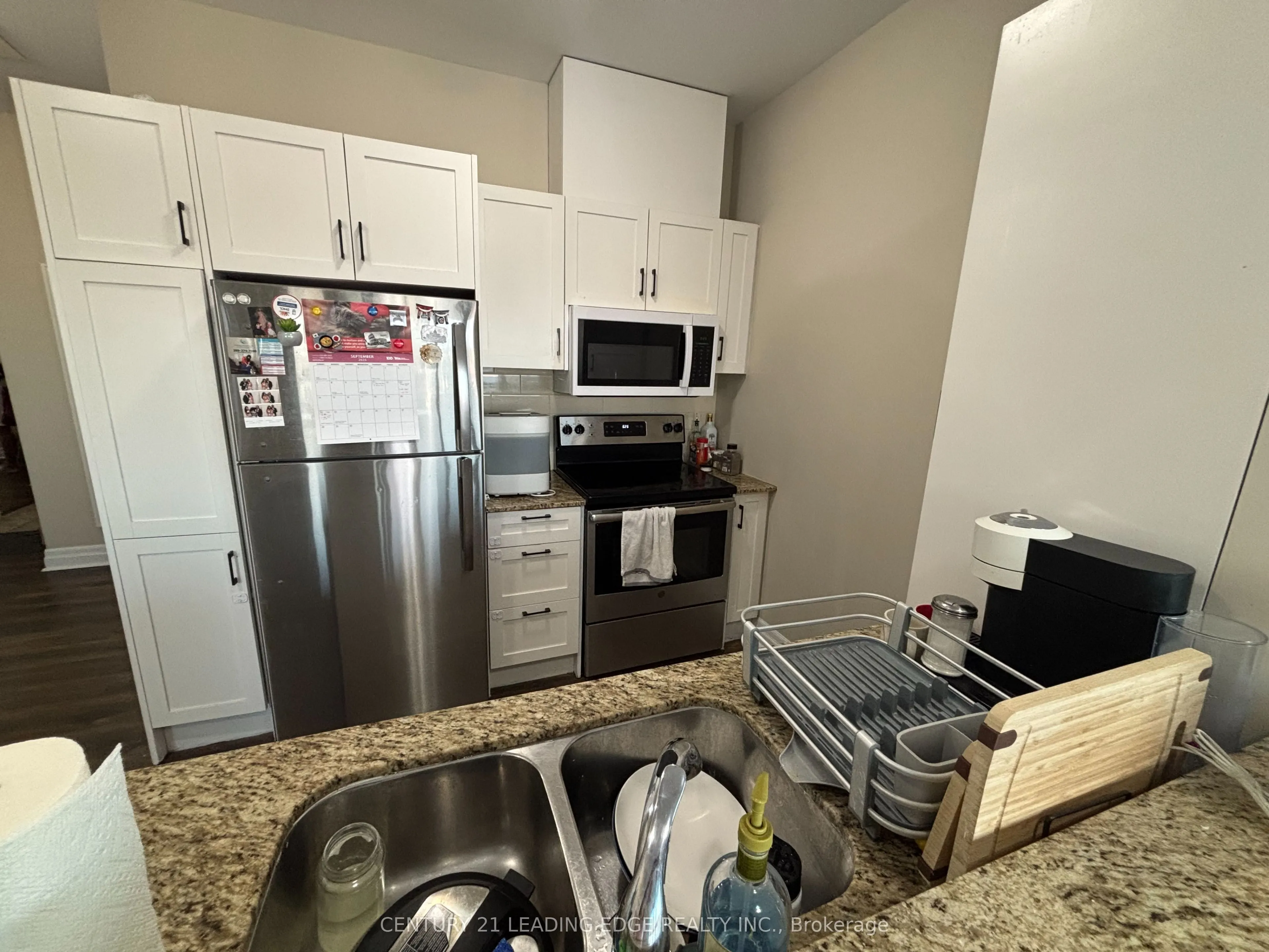 44 Bond Street W, #1005