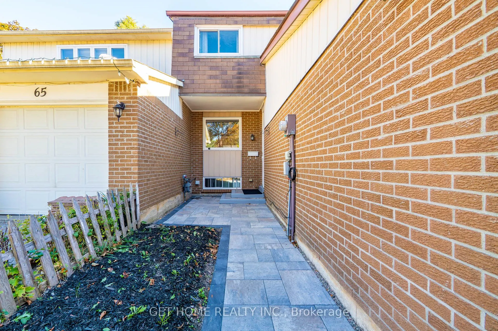 63 Homedale Drive