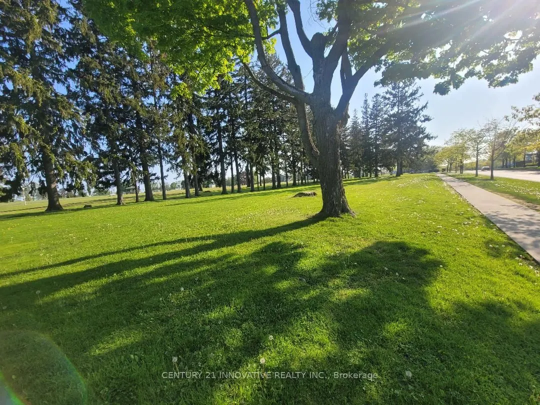 114 Harbourside Drive