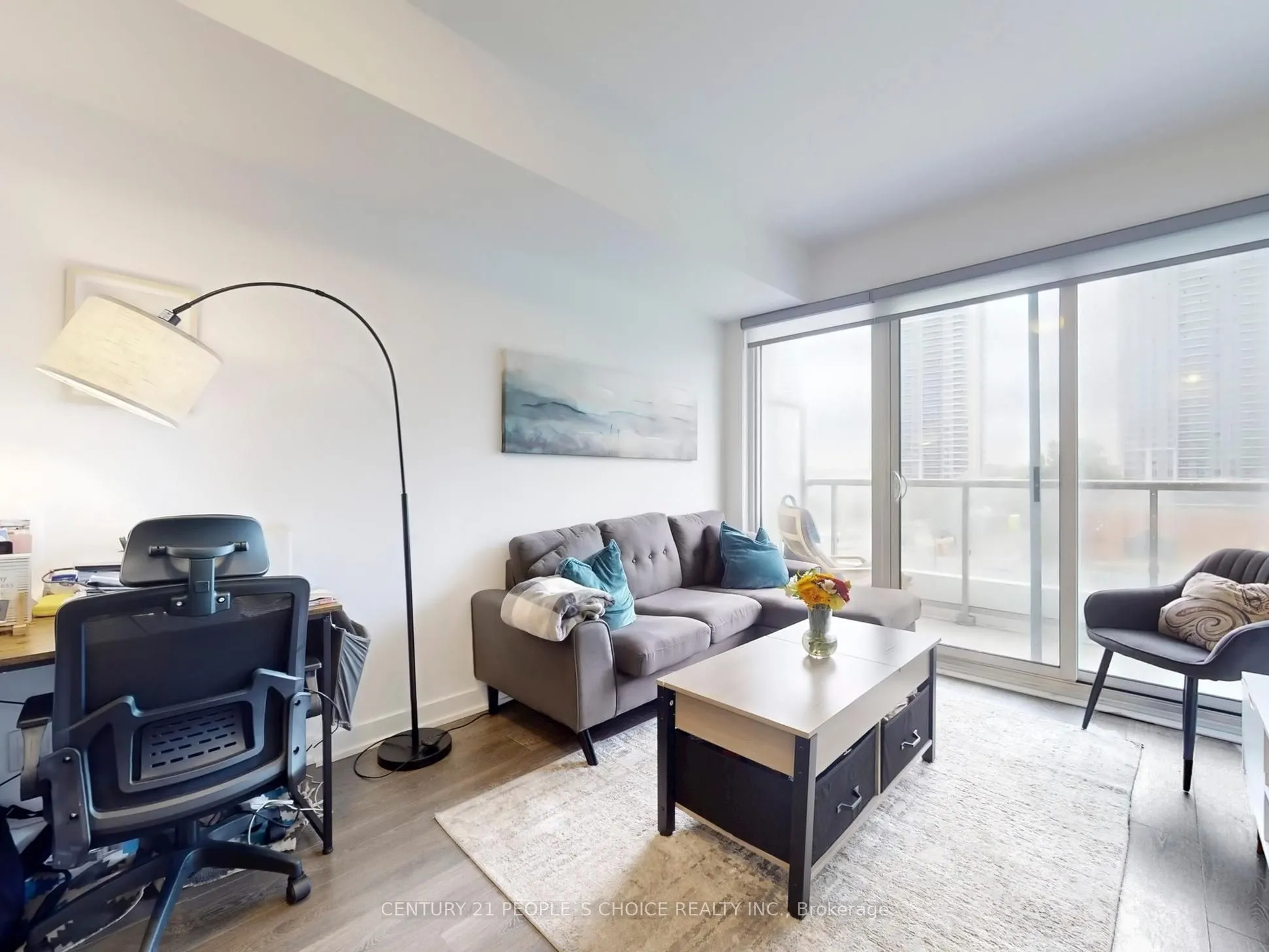 2033 Kennedy Road, #318