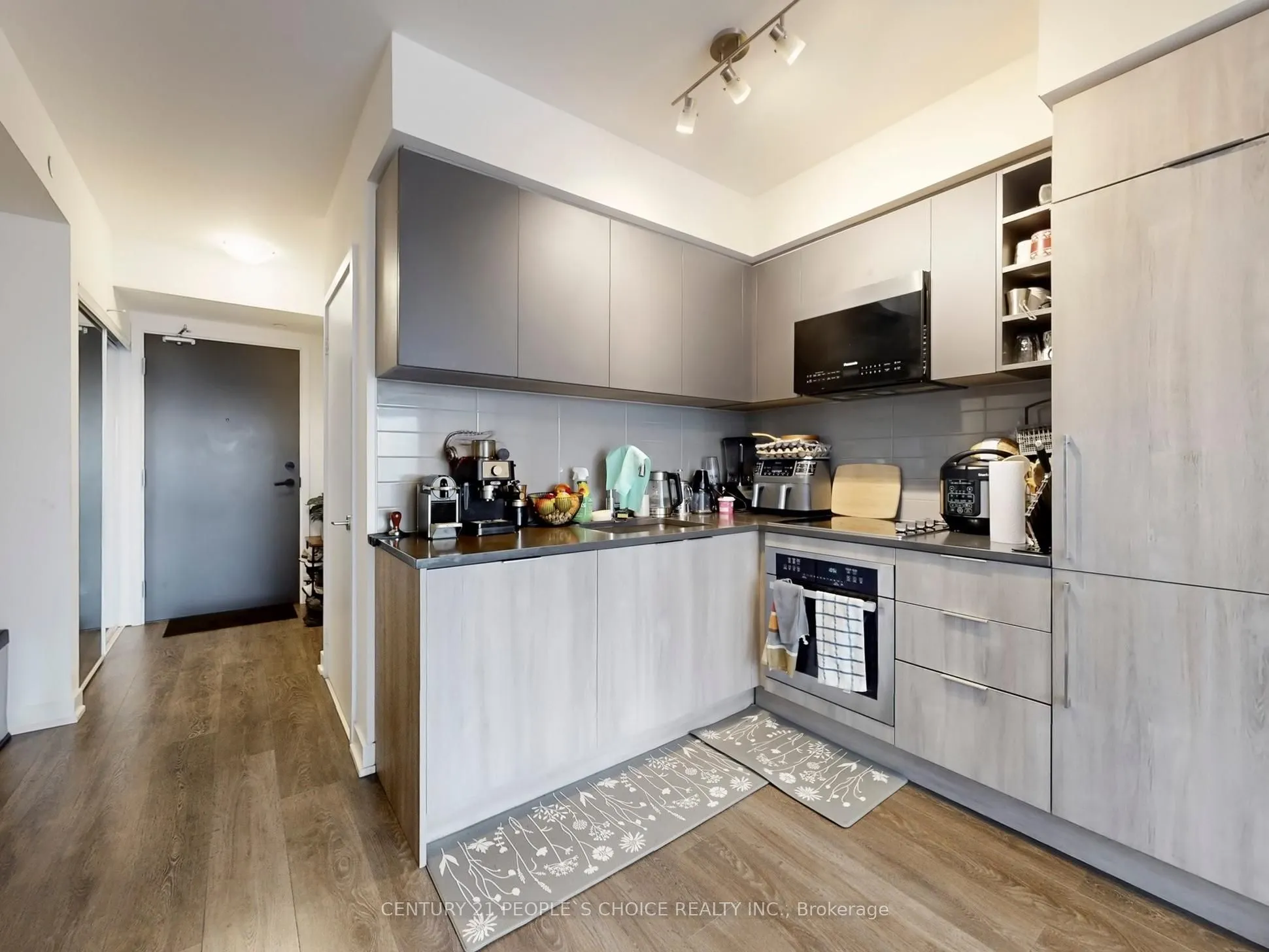 2033 Kennedy Road, #318