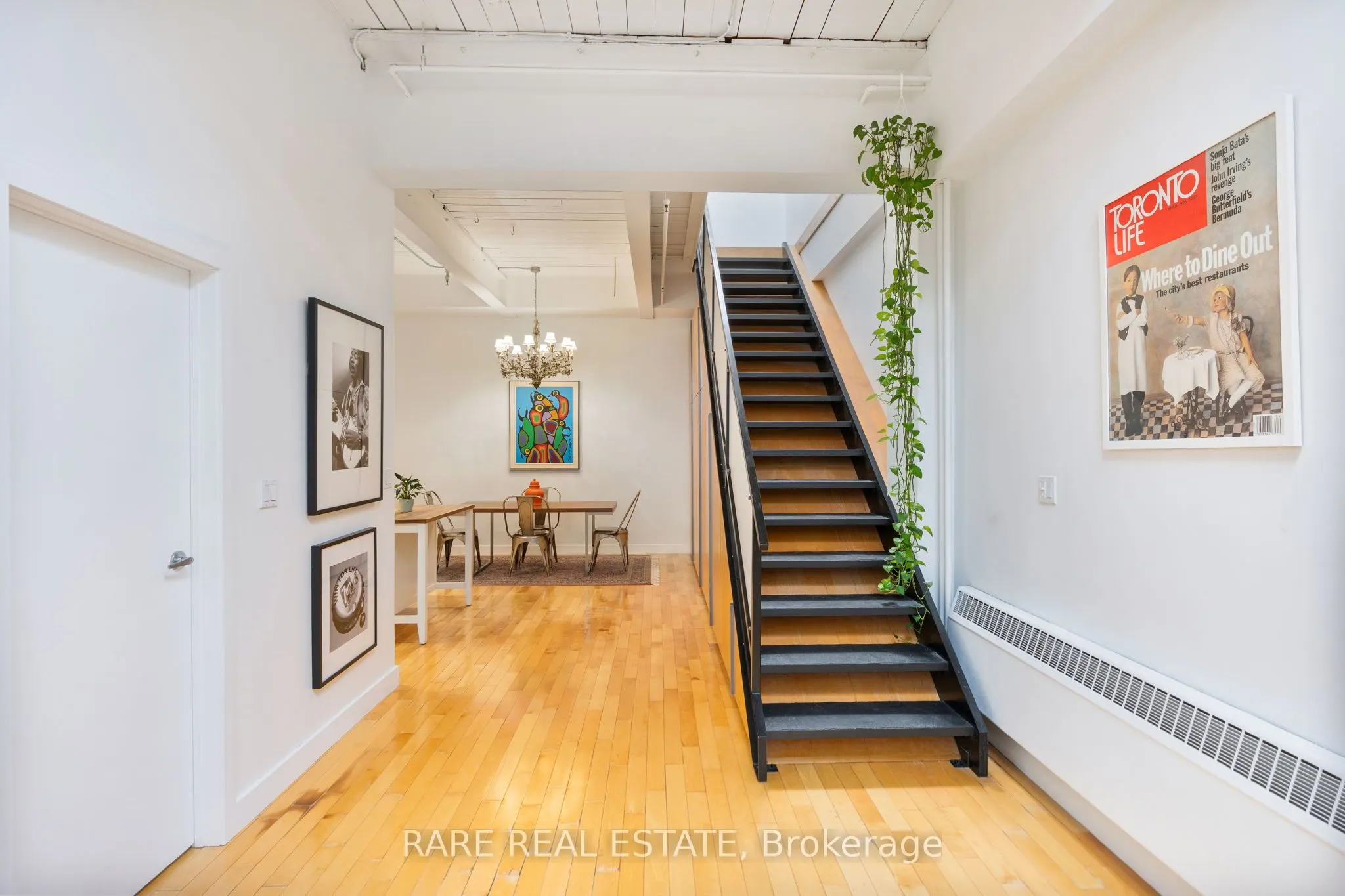 326 Carlaw Avenue