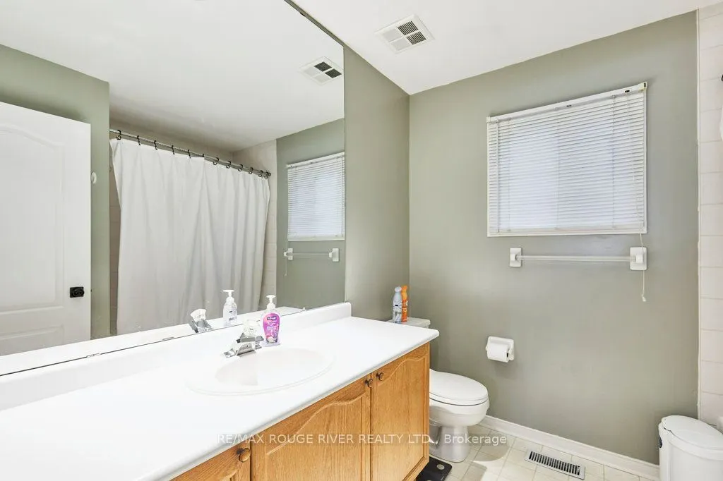 1622 Valley Ridge Crescent