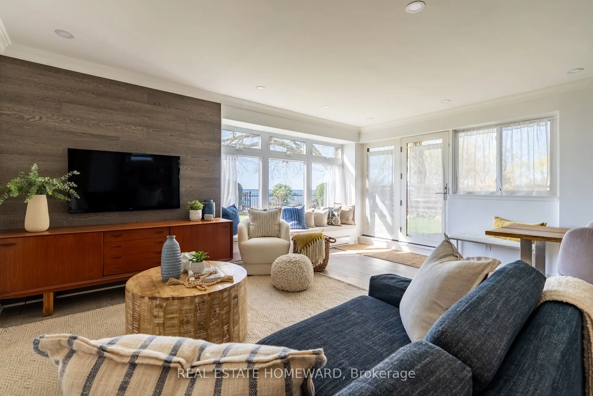 2 Nursewood Road, #2