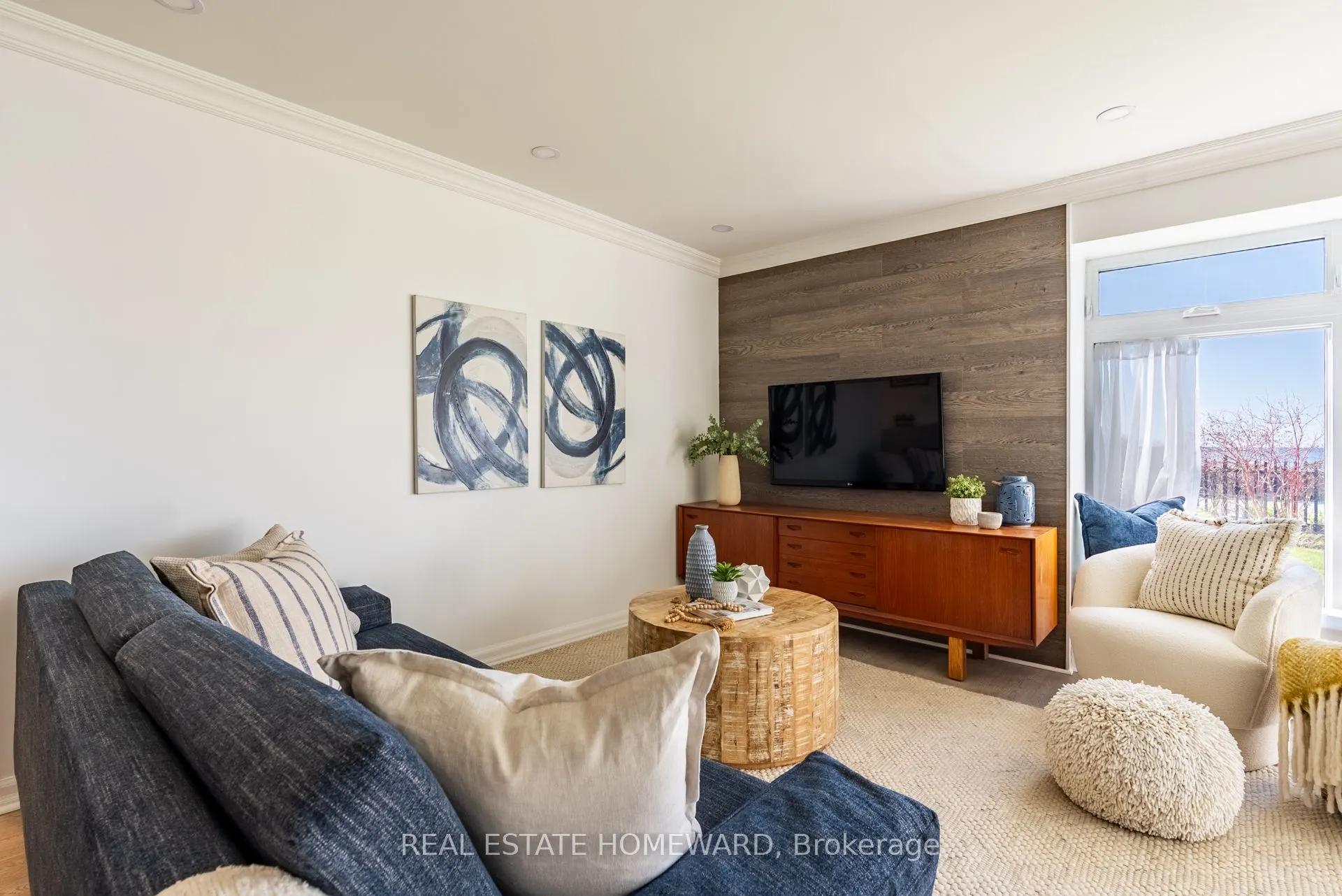 2 Nursewood Road, #2