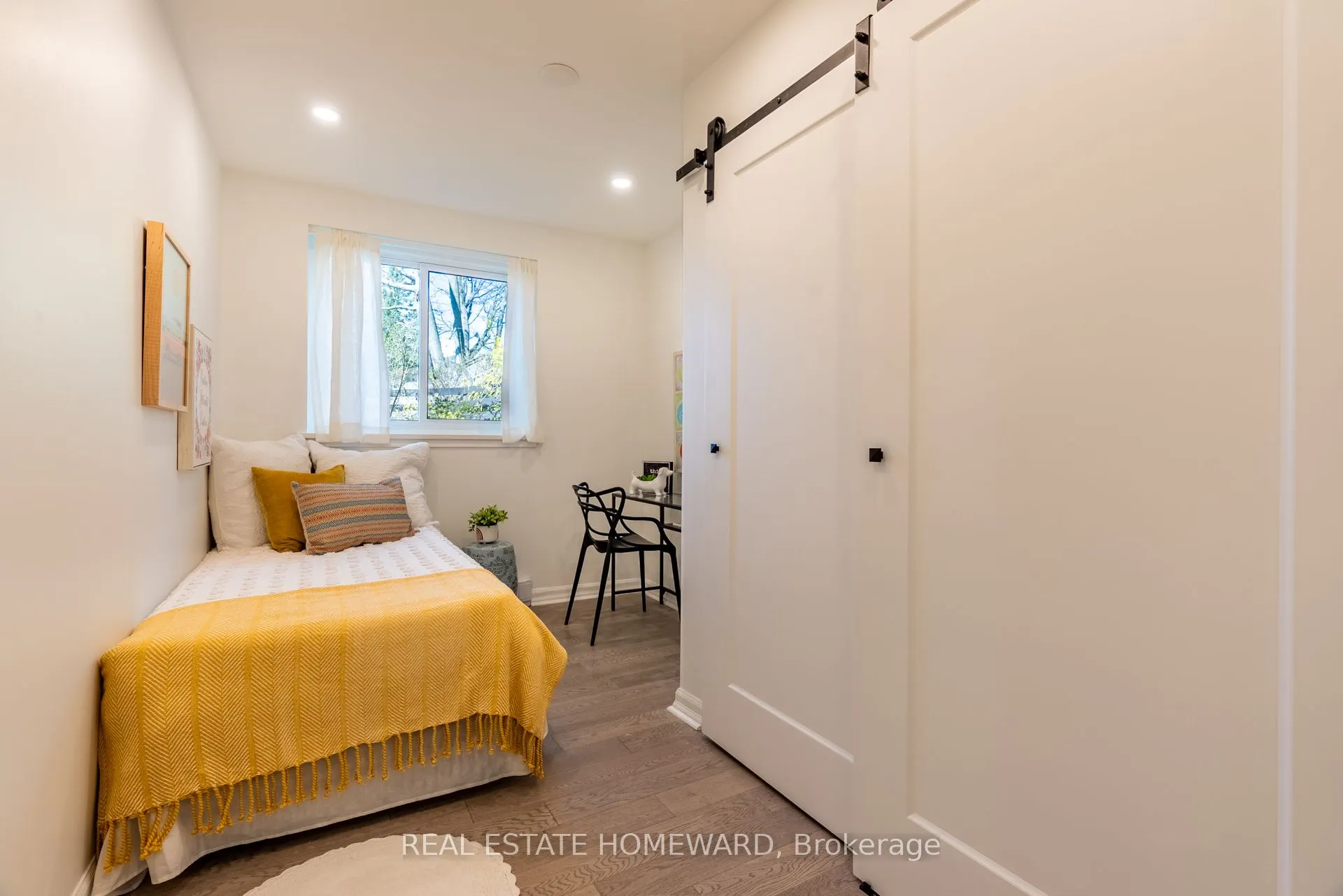 2 Nursewood Road, #2