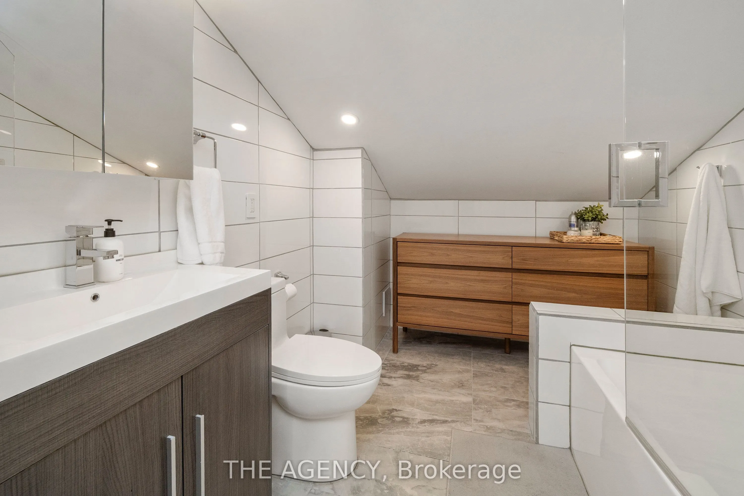 172 Brookside Drive