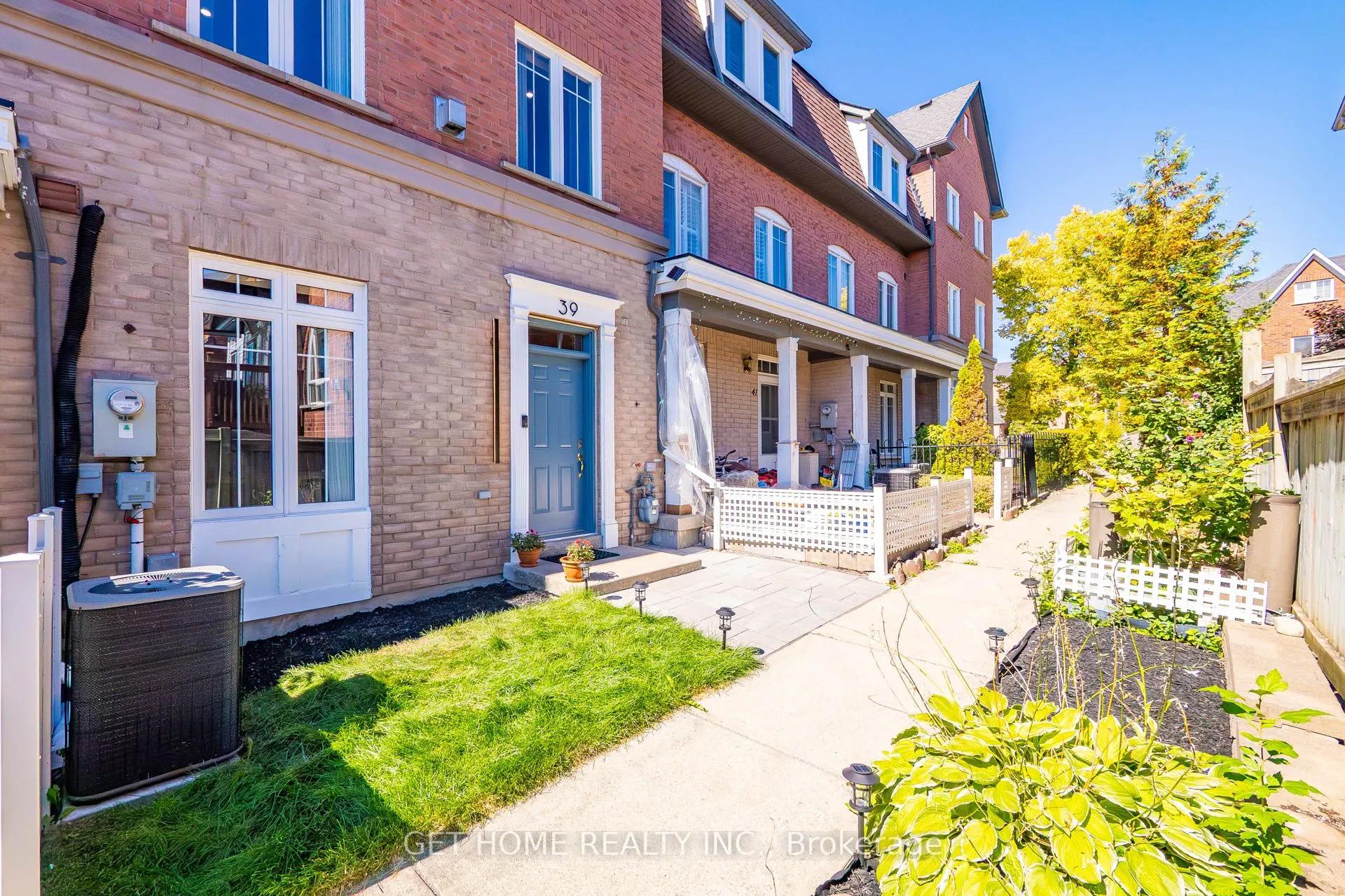 39 Schooner Lane